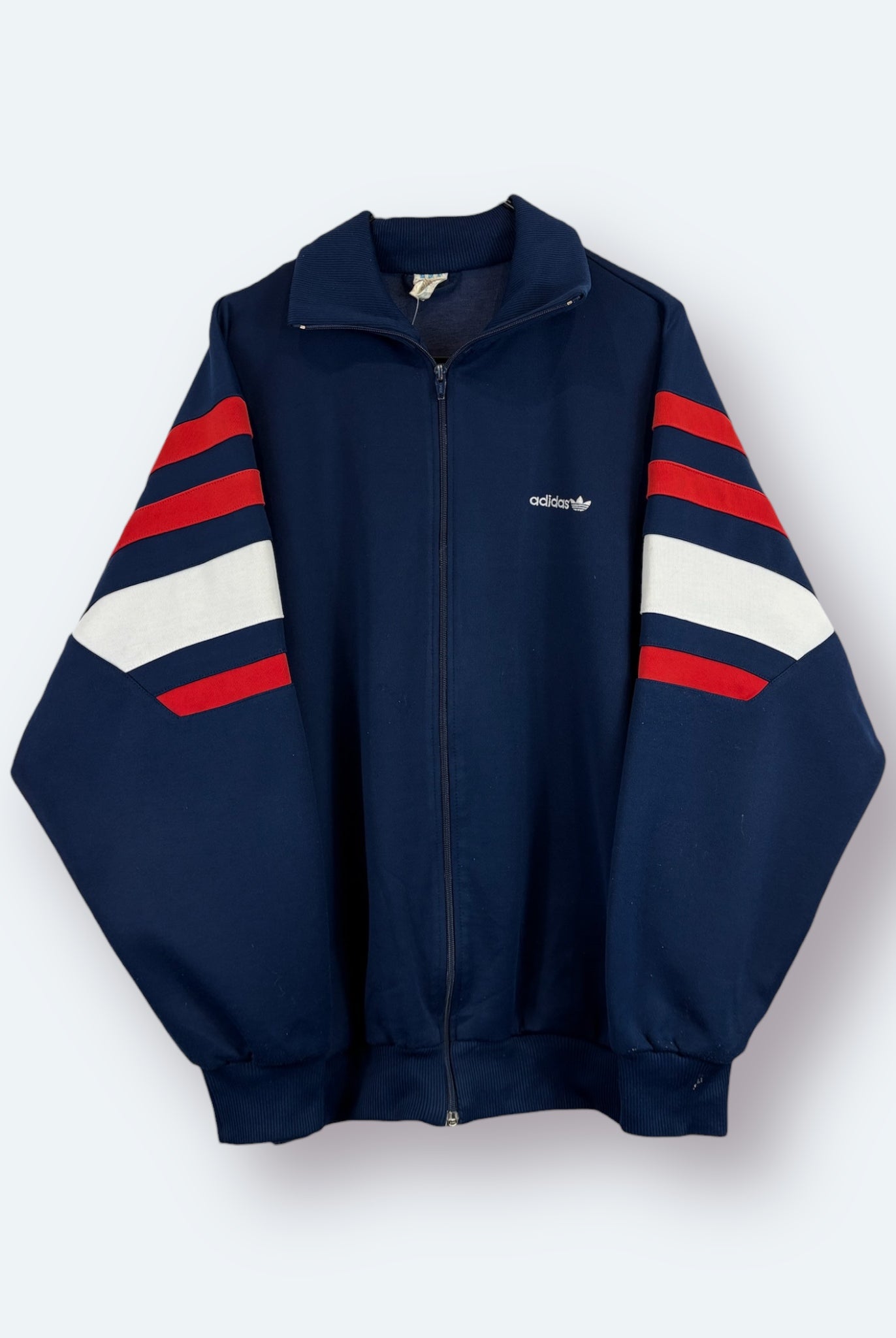 Adidas - Vinverse