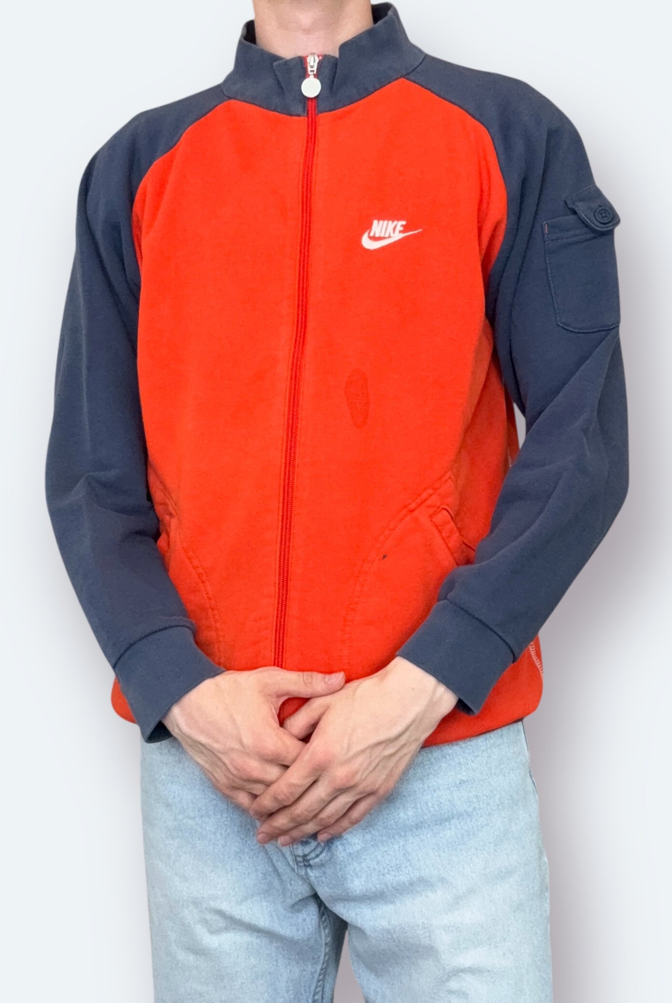 Nike 2000er Sweatjacke bestickt mit Backprint Rot XL - Vinverse