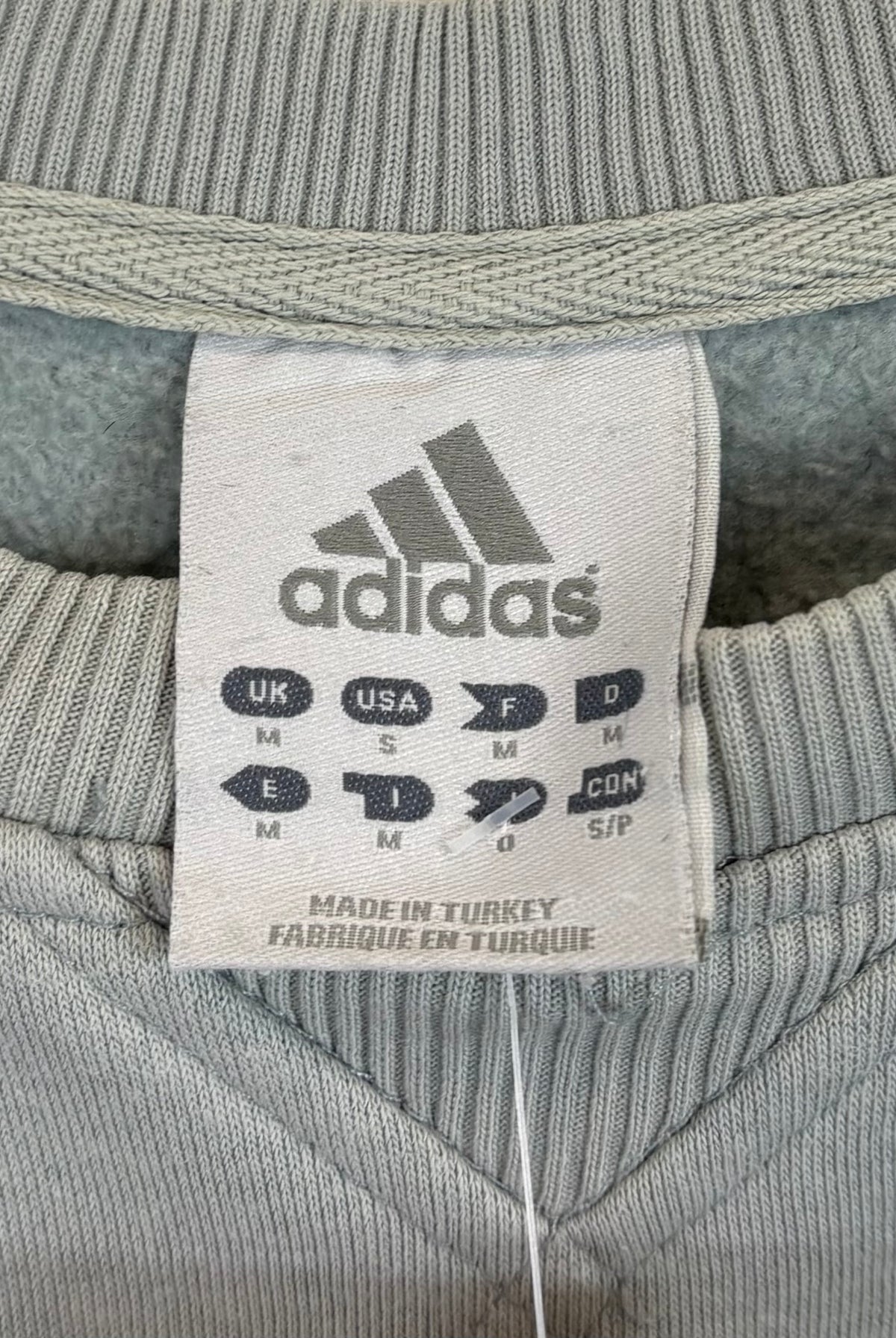Adidas - Vinverse