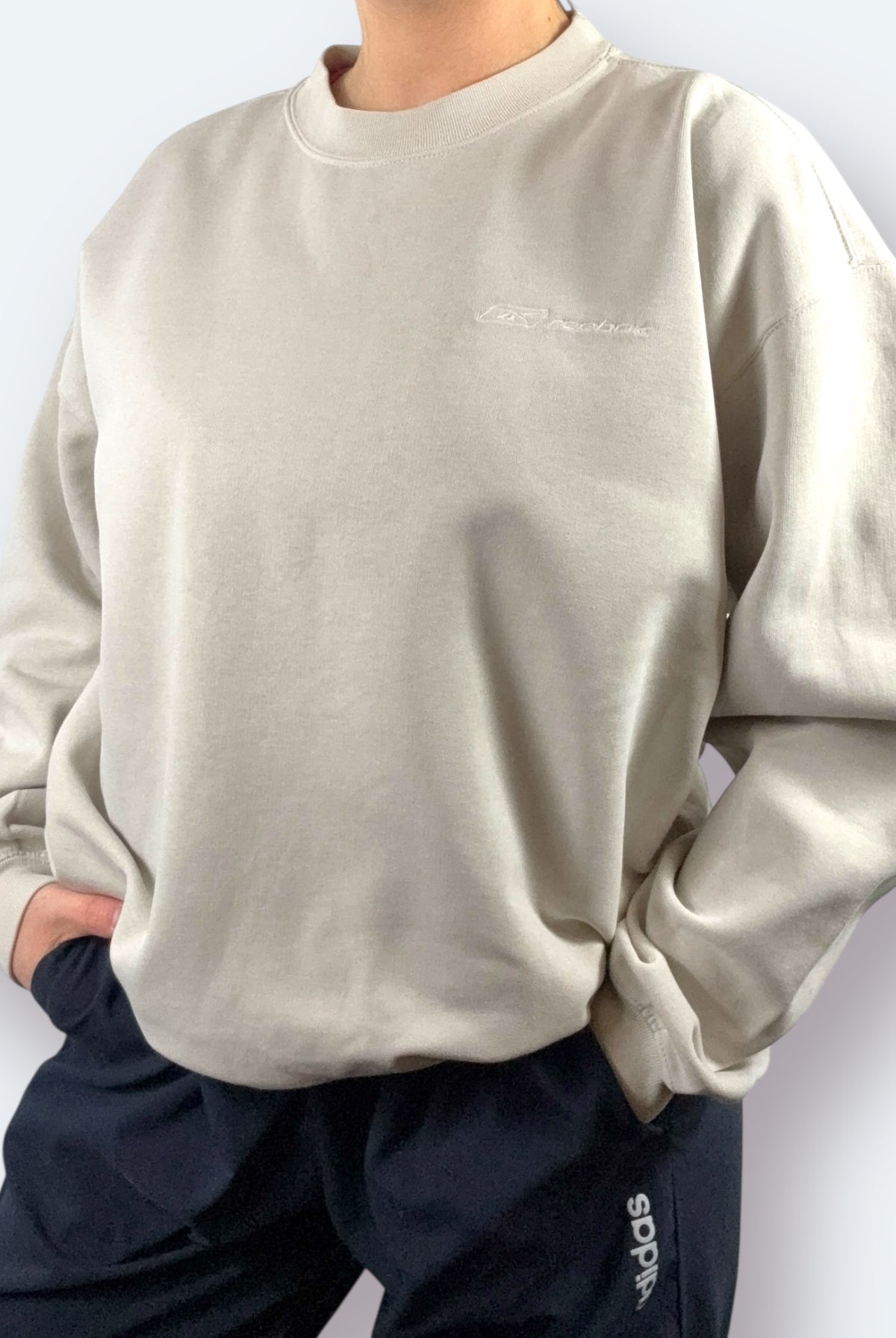 Reebok 2000s Sweater Beige M - Vinverse