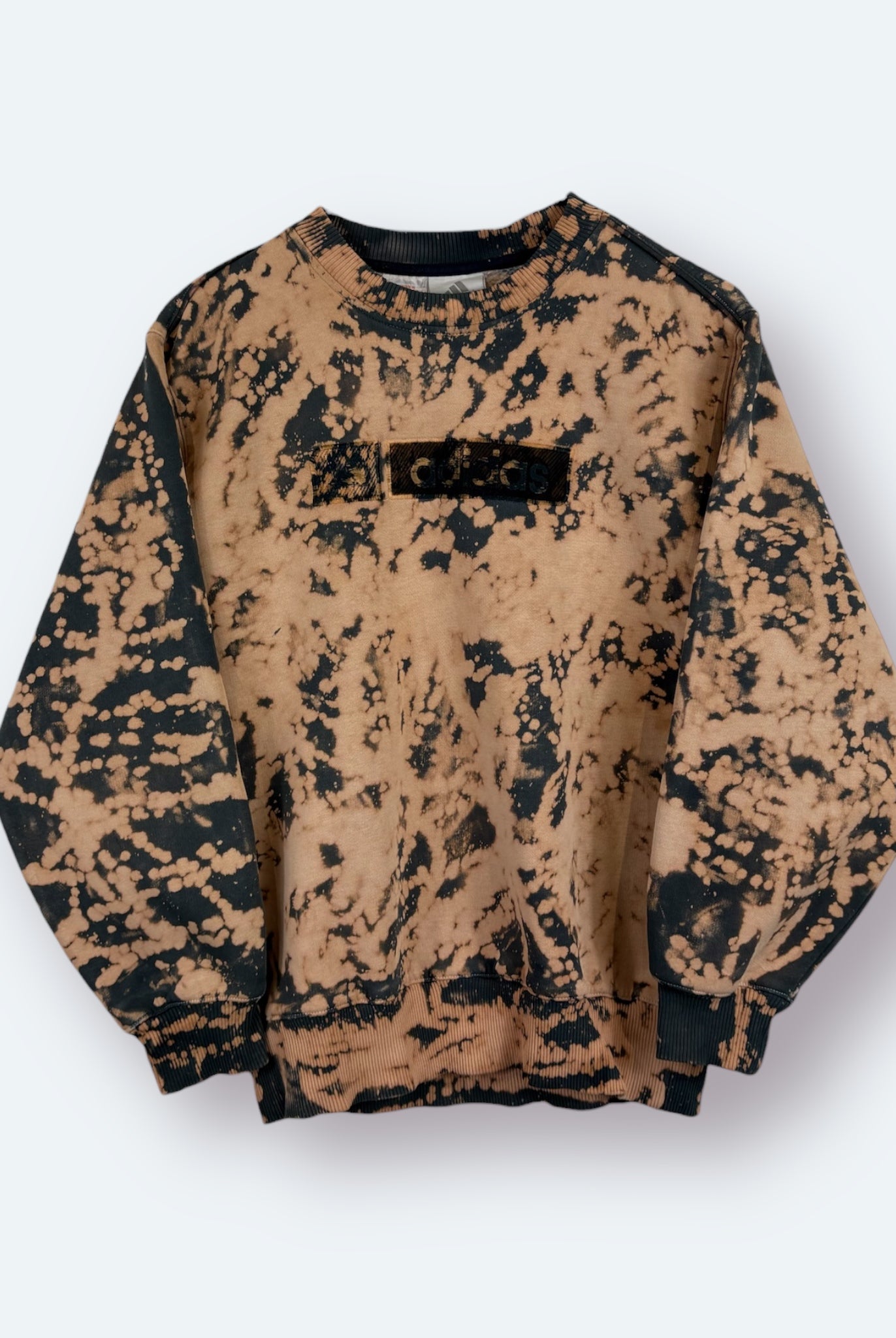 Adidas - Vinverse