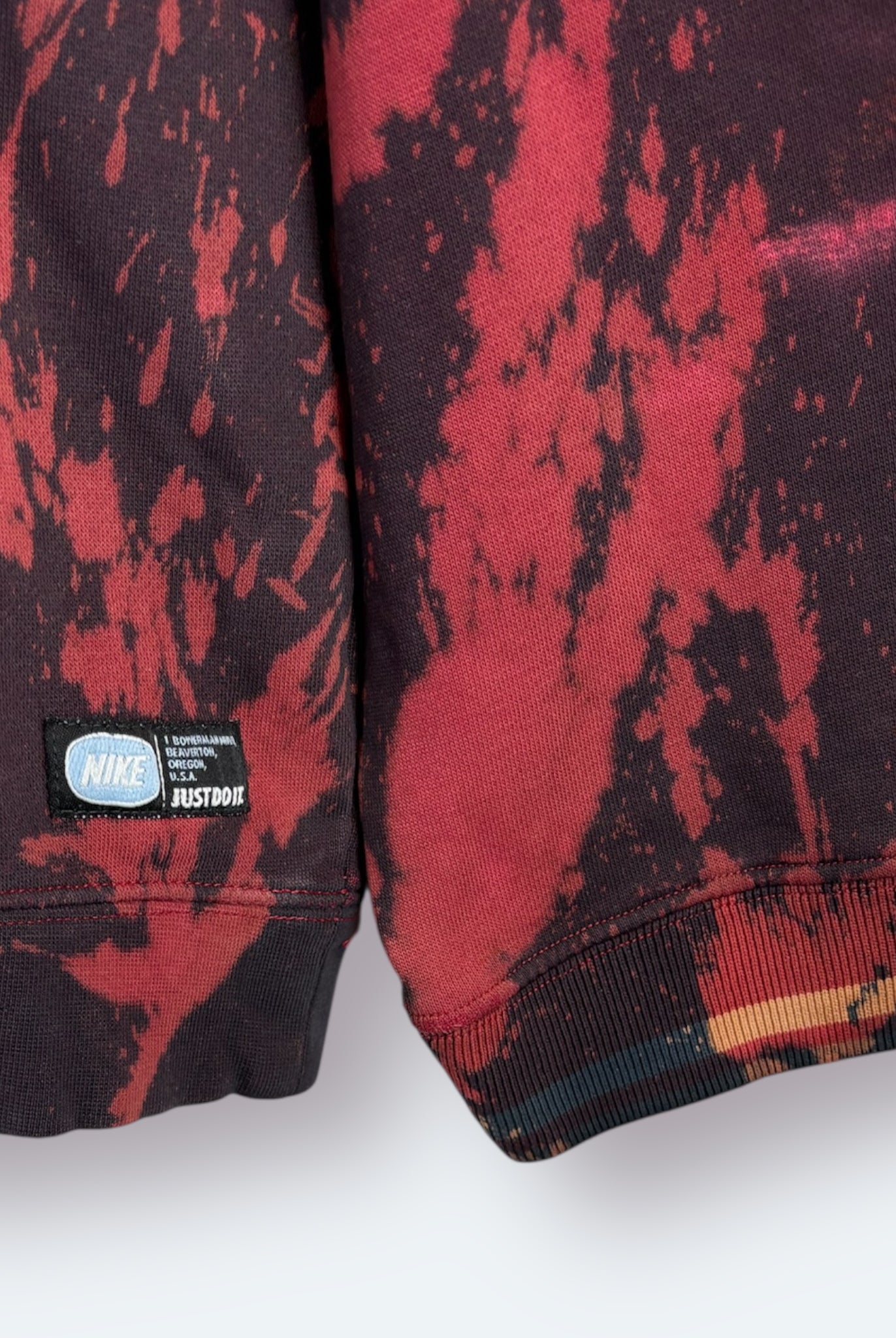 Nike Sweater 2000s Y2K Re:Bleach L - Vinverse