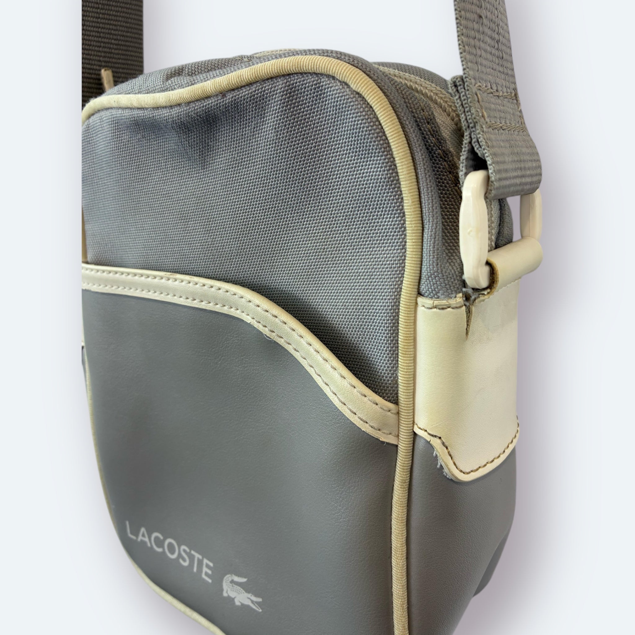 Lacoste Umhängetasche - Vinverse