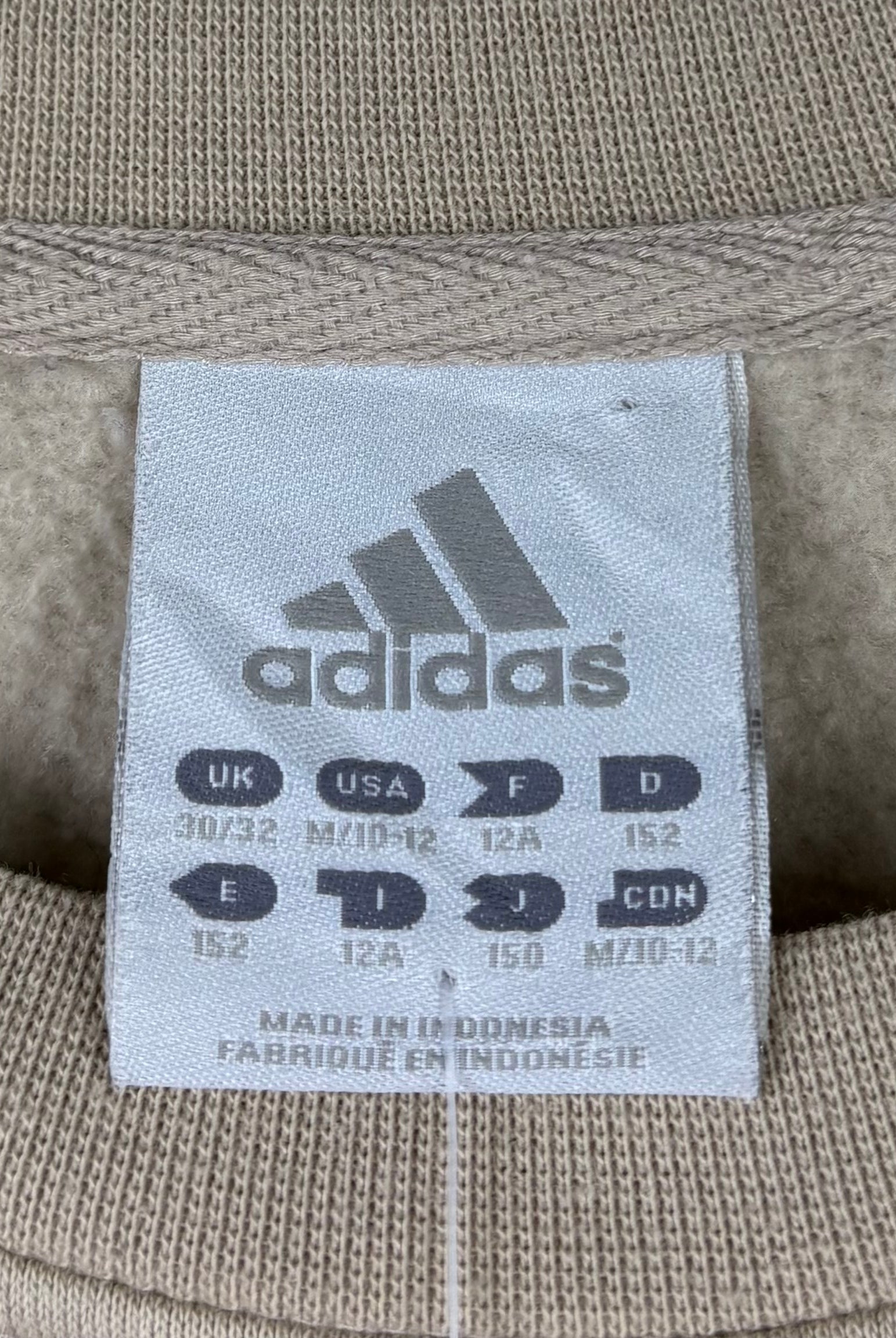Adidas 2002 Y2K Sweater Beige S - Vinverse