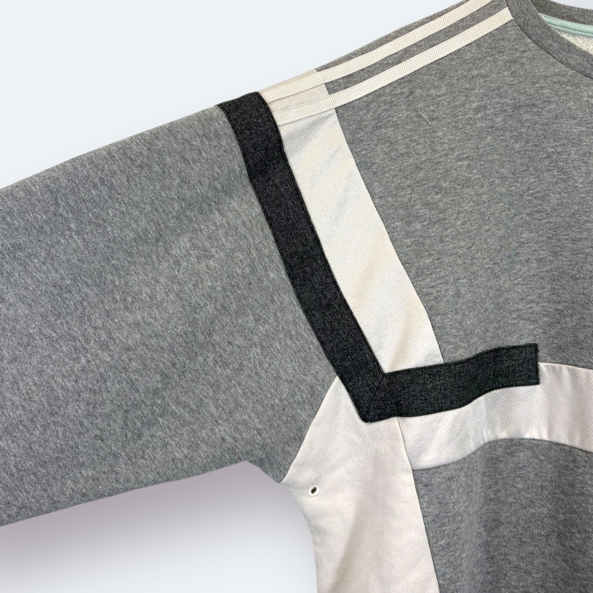 Adidas - Vinverse