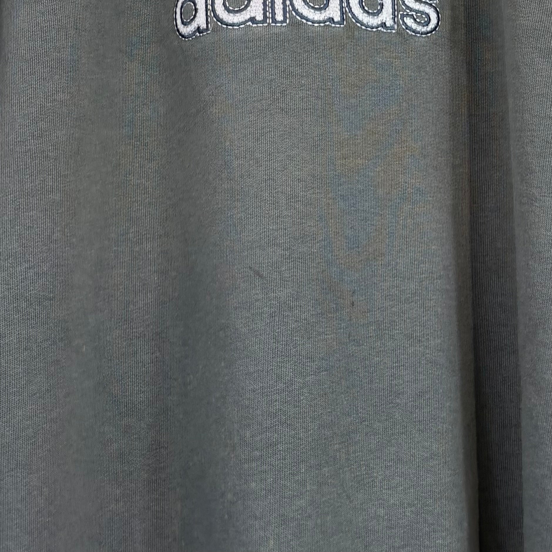 Adidas 2003 Big Logo Y2K Sweater L - Vinverse