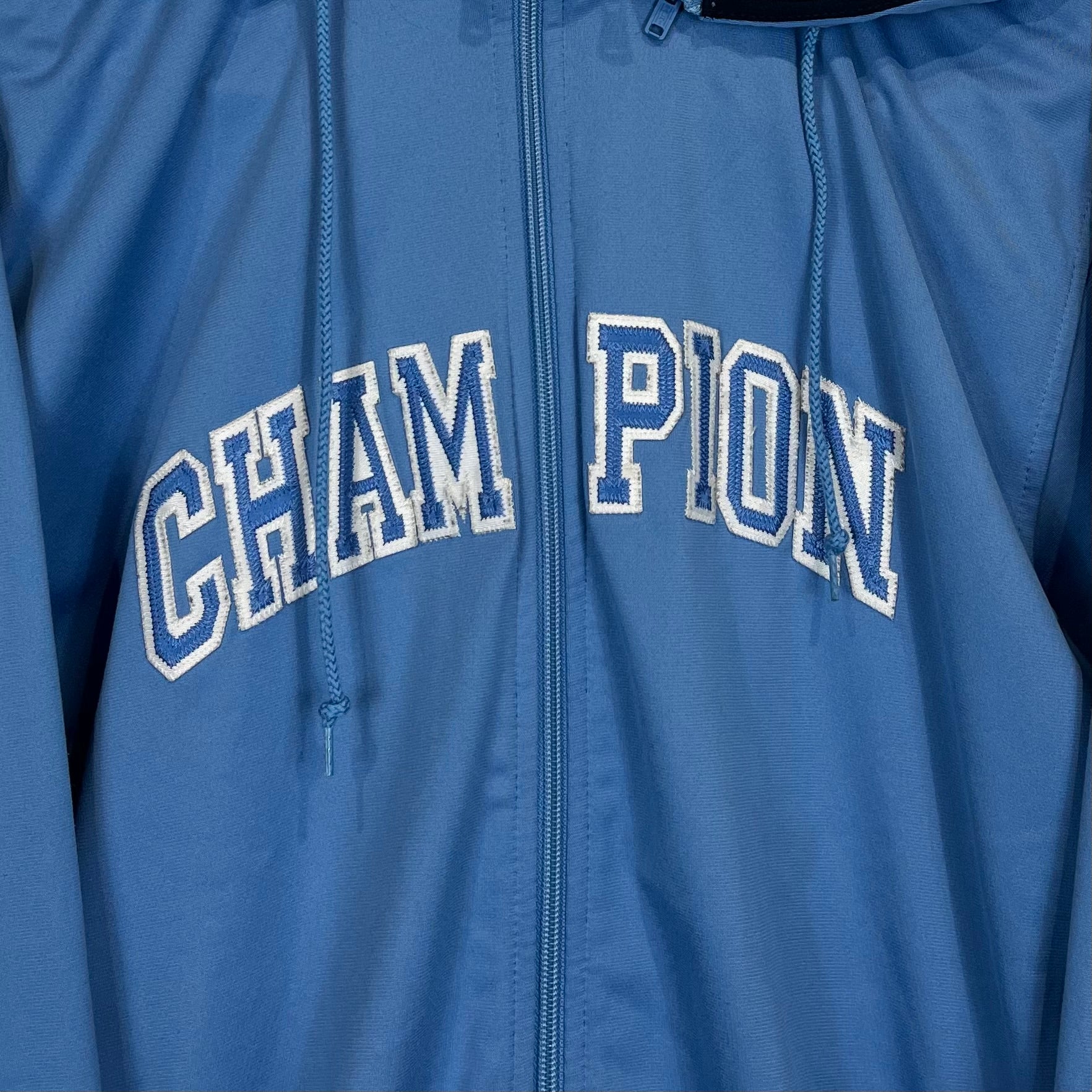 Champion Embroidered 90s Hooded Track Jacket M - Vinverse