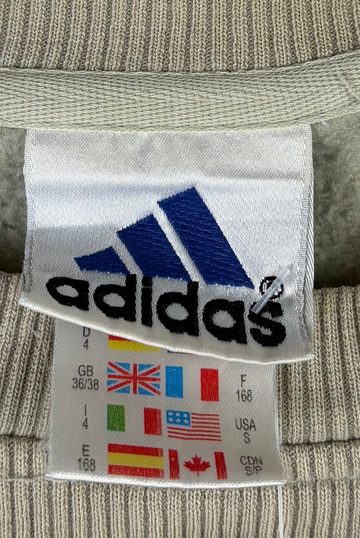 Adidas - Vinverse