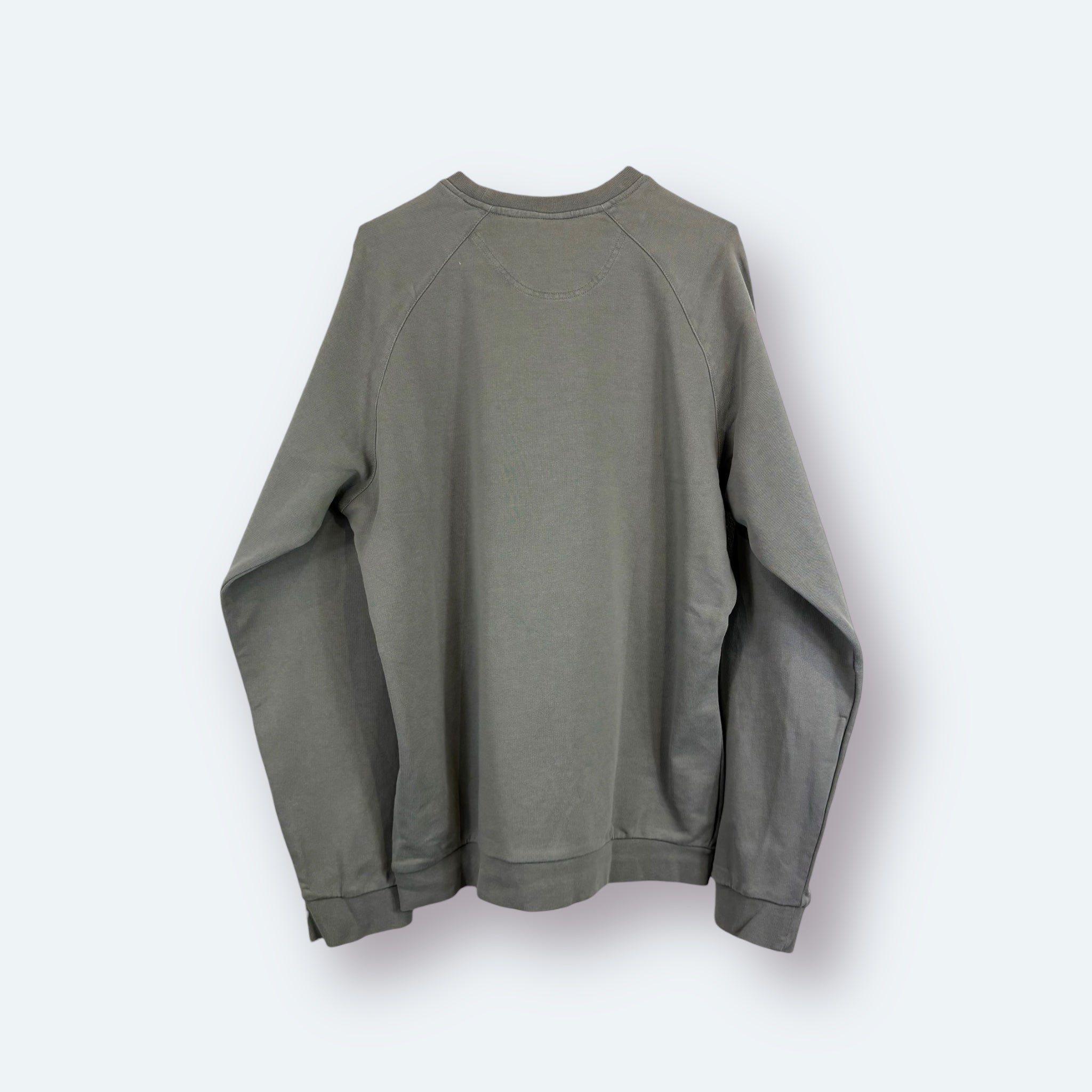 Adidas - Vinverse