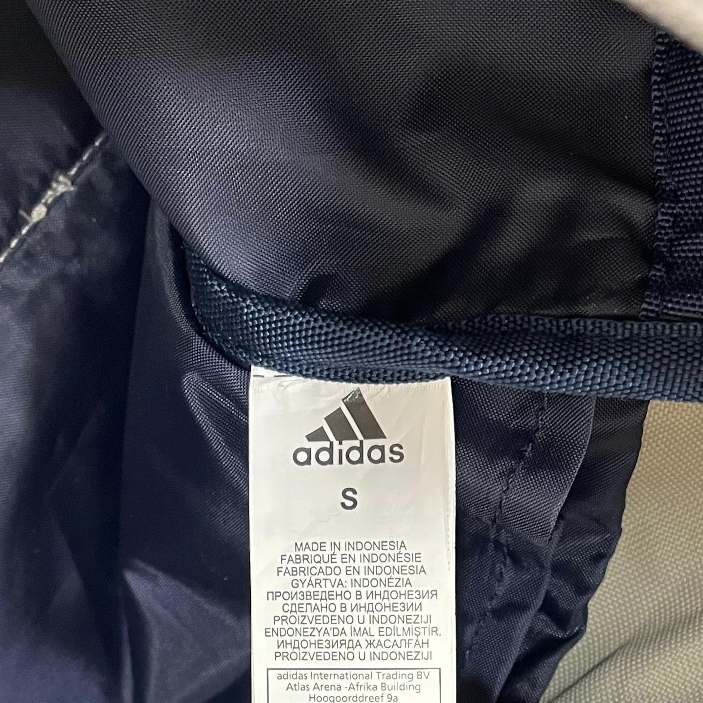 Adidas - Vinverse