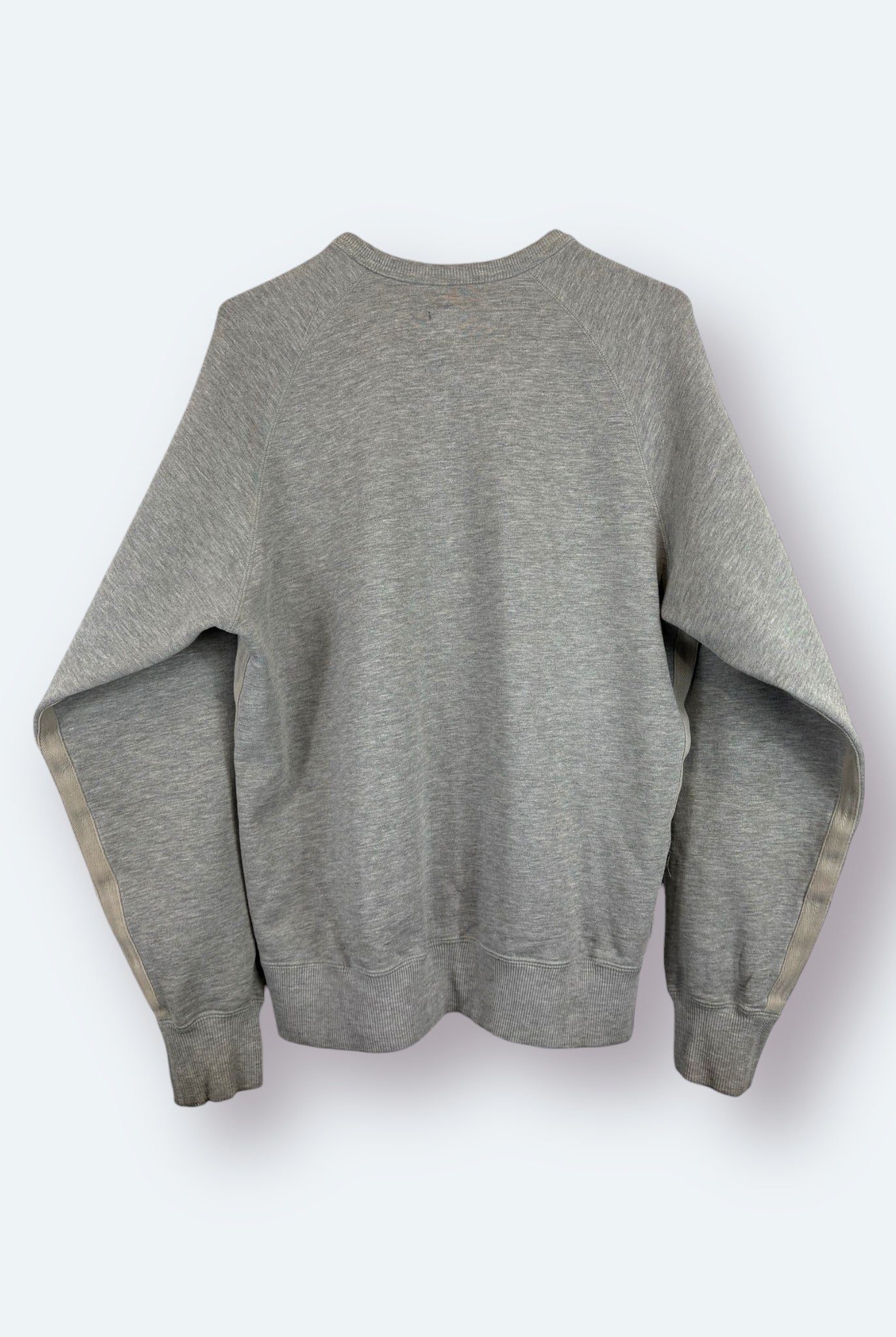 Adidas - Vinverse