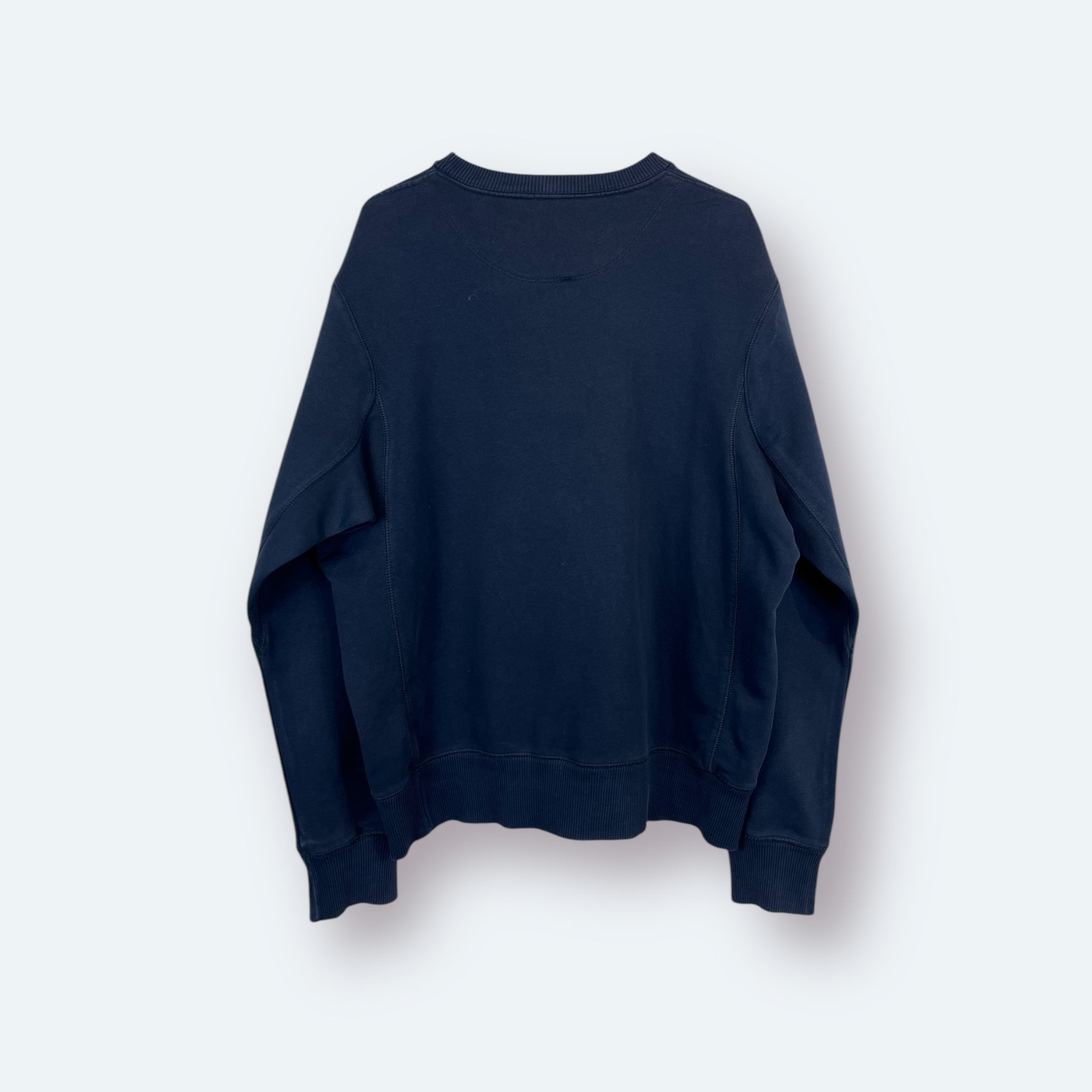 Nike Small Logo Basic Sweater bestickt M - Vinverse