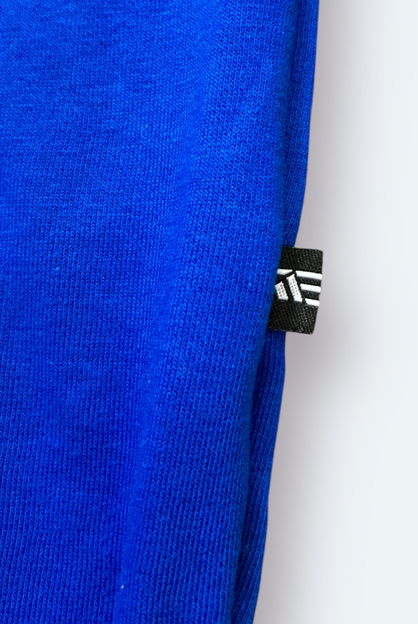 Adidas Big Logo 00s Tee bestickt S - Vinverse
