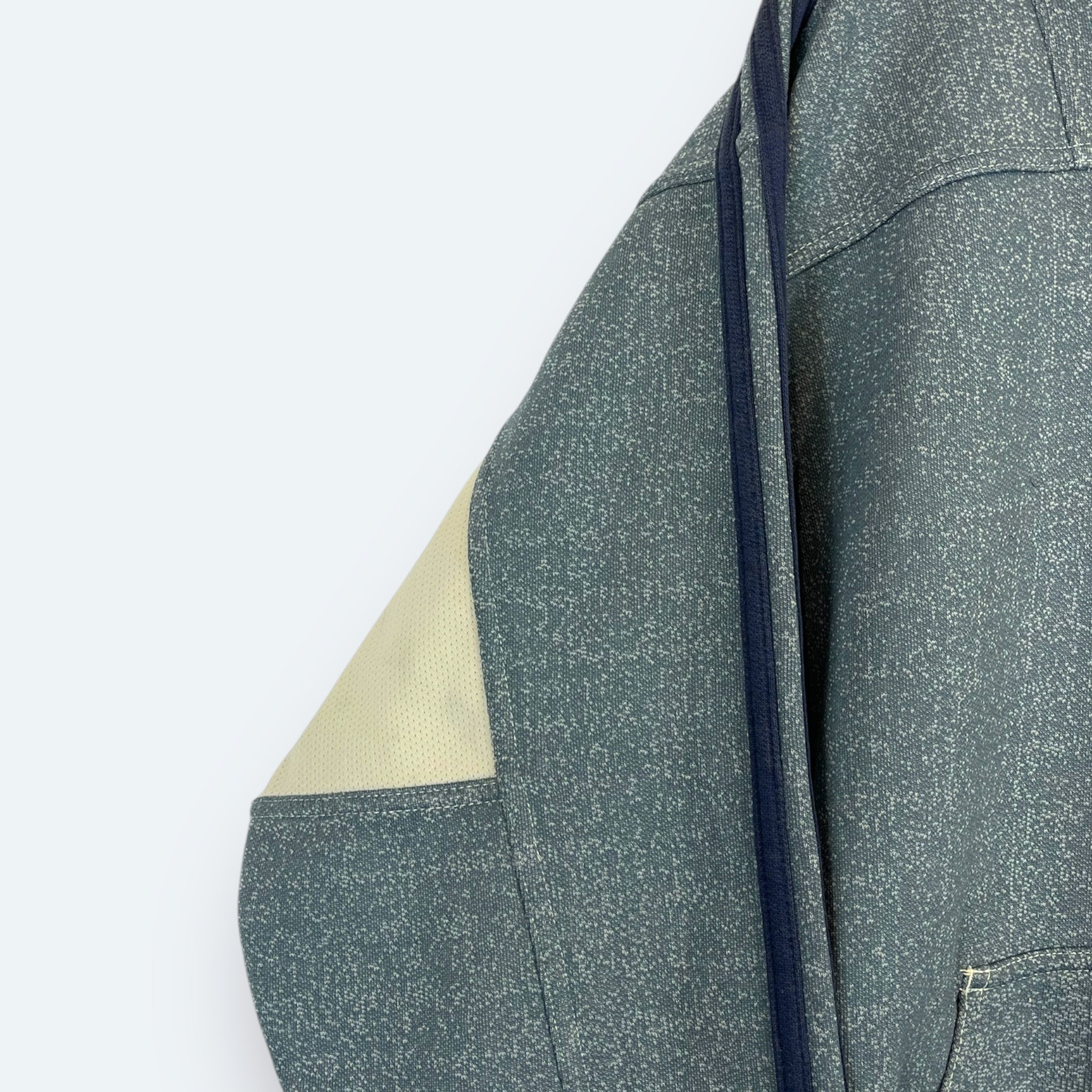 Adidas Small Logo Hoodie bestickt M - Vinverse