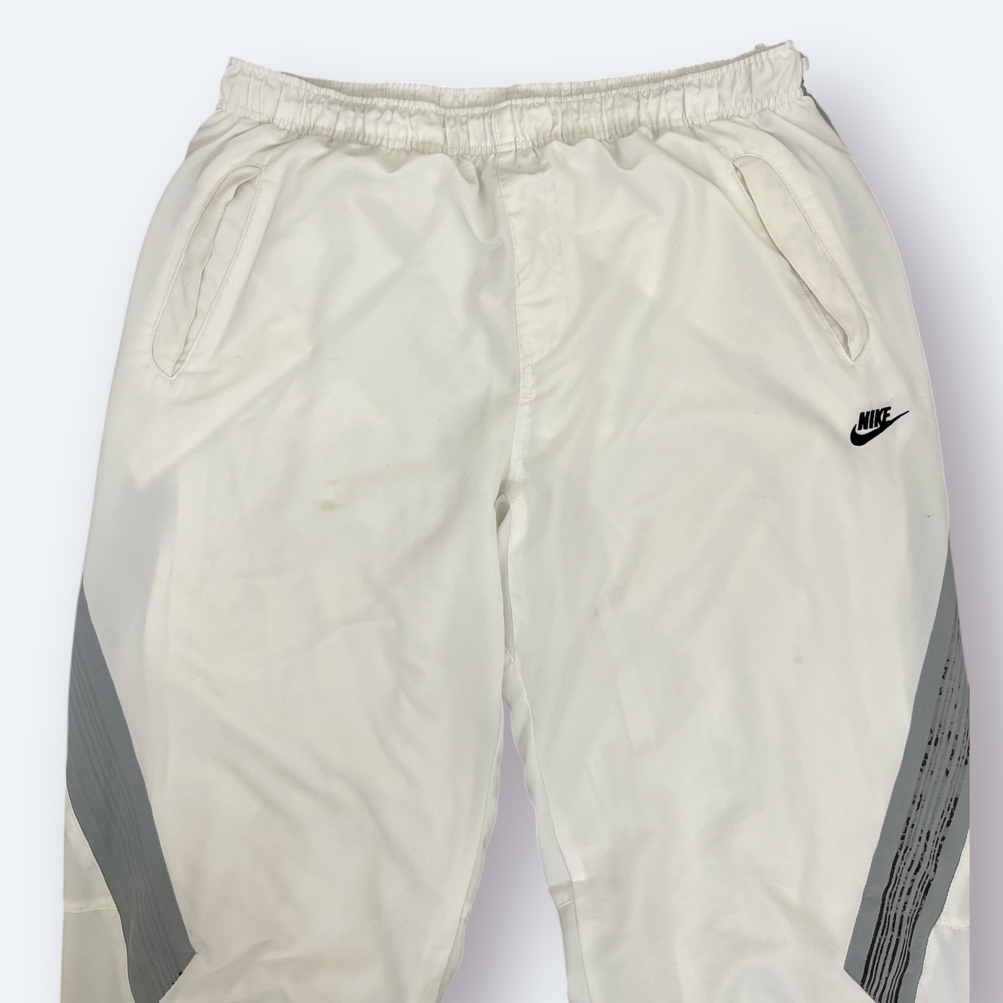 Nike 00s Trackpants L - Vinverse