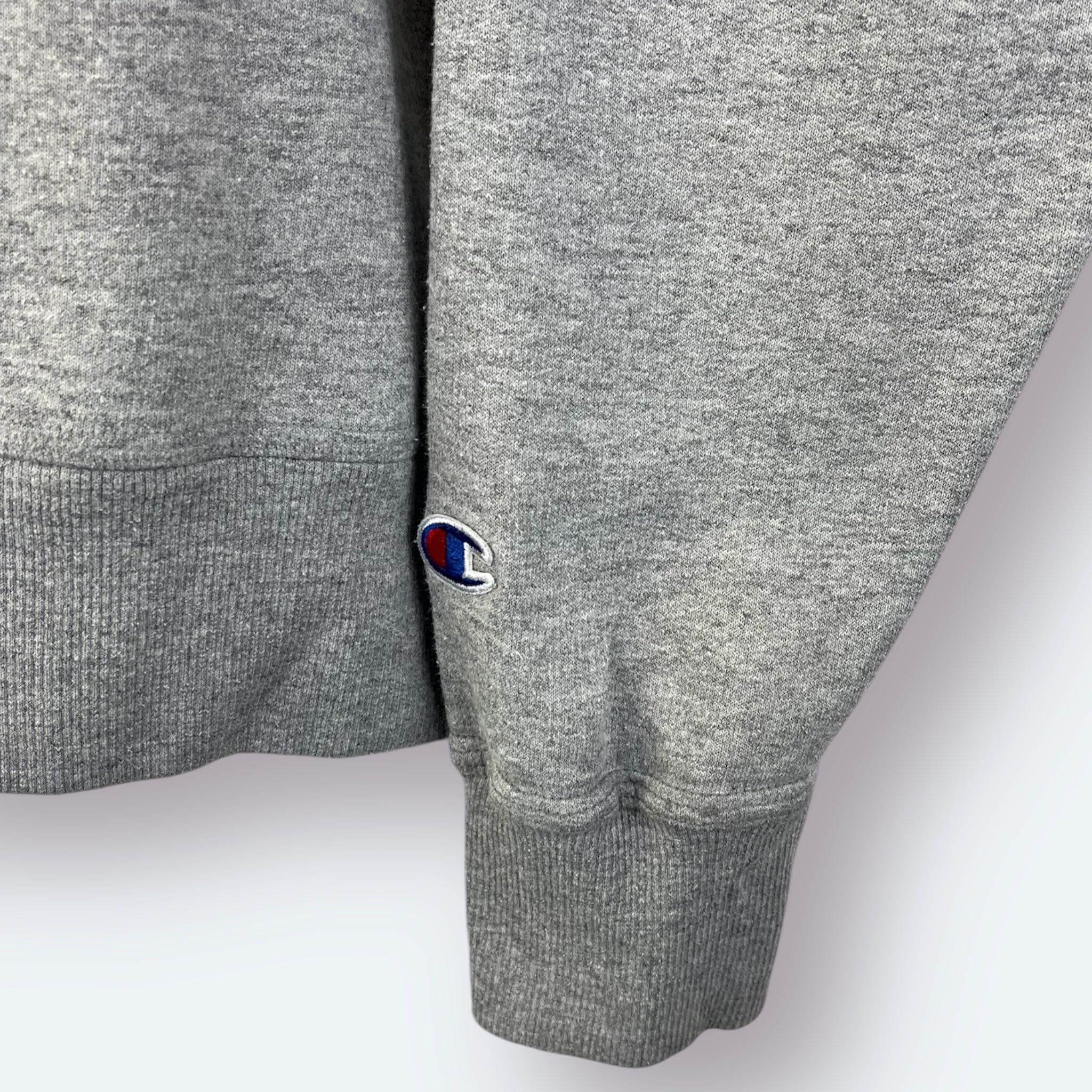 Champion Basic Sweater Small Logo bestickt M - Vinverse