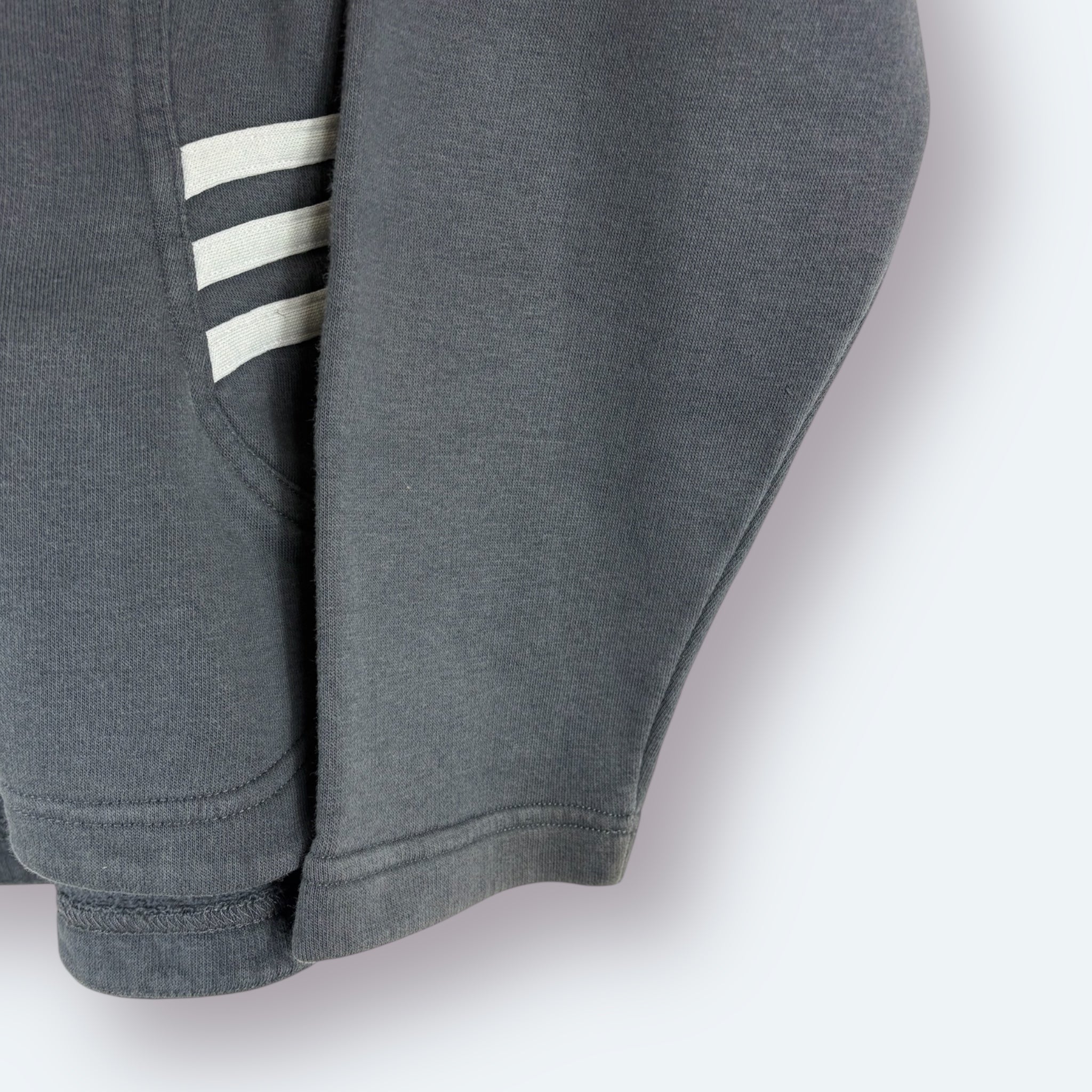 Adidas 2002 Sweater Grau XS - Vinverse