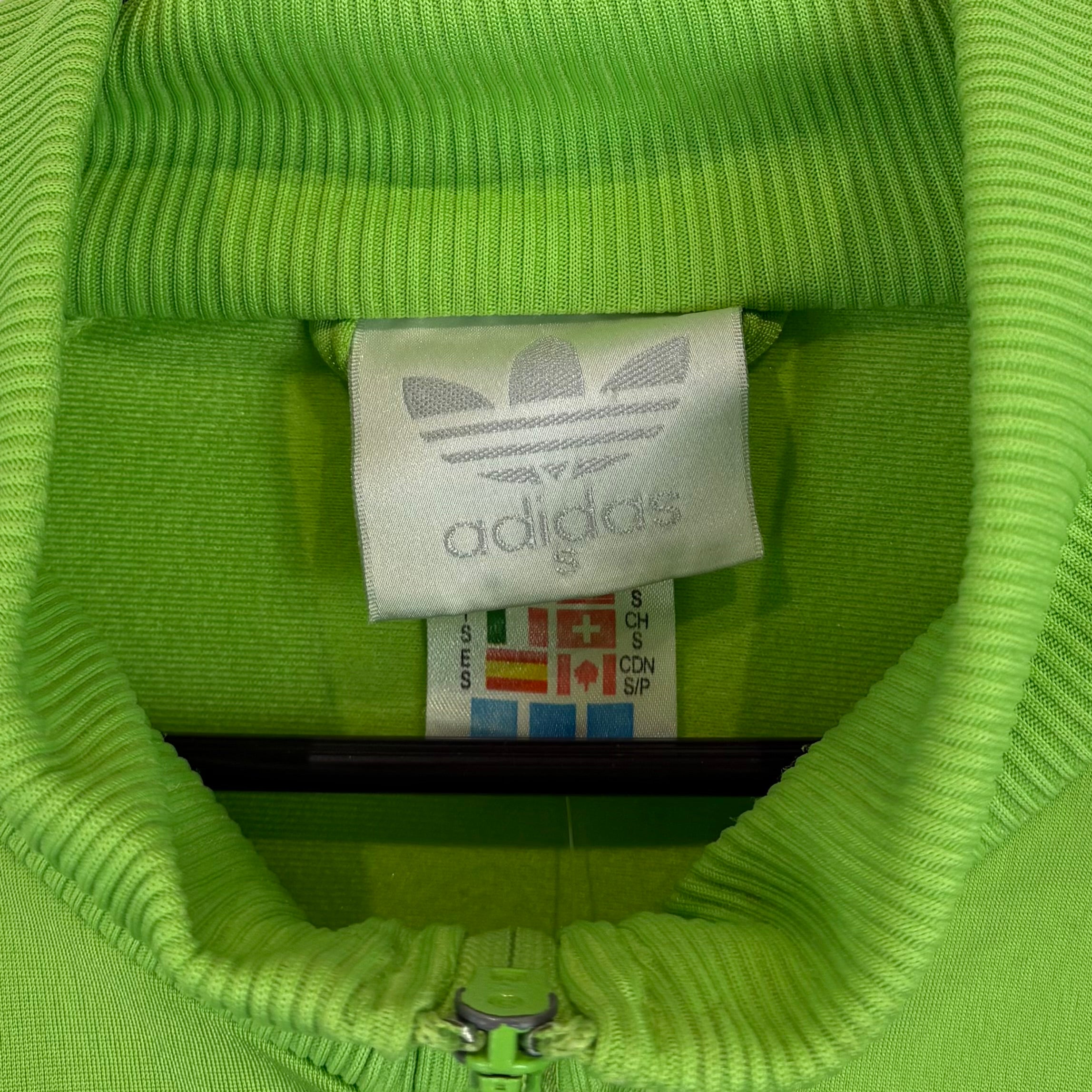 Adidas - Dreckig an den Ärmeln - Vinverse