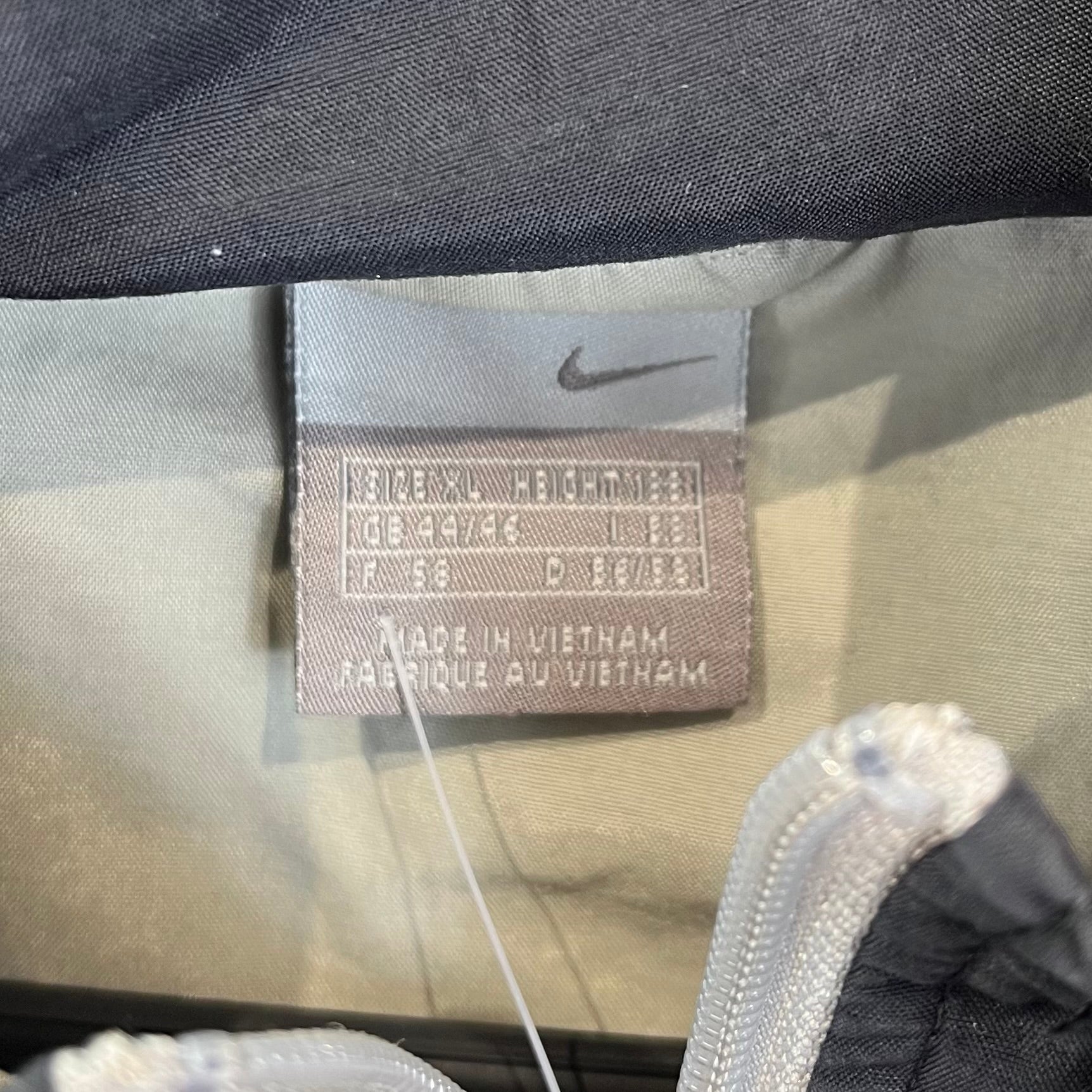 Nike Vintage Trainingsjacke XL - Vinverse