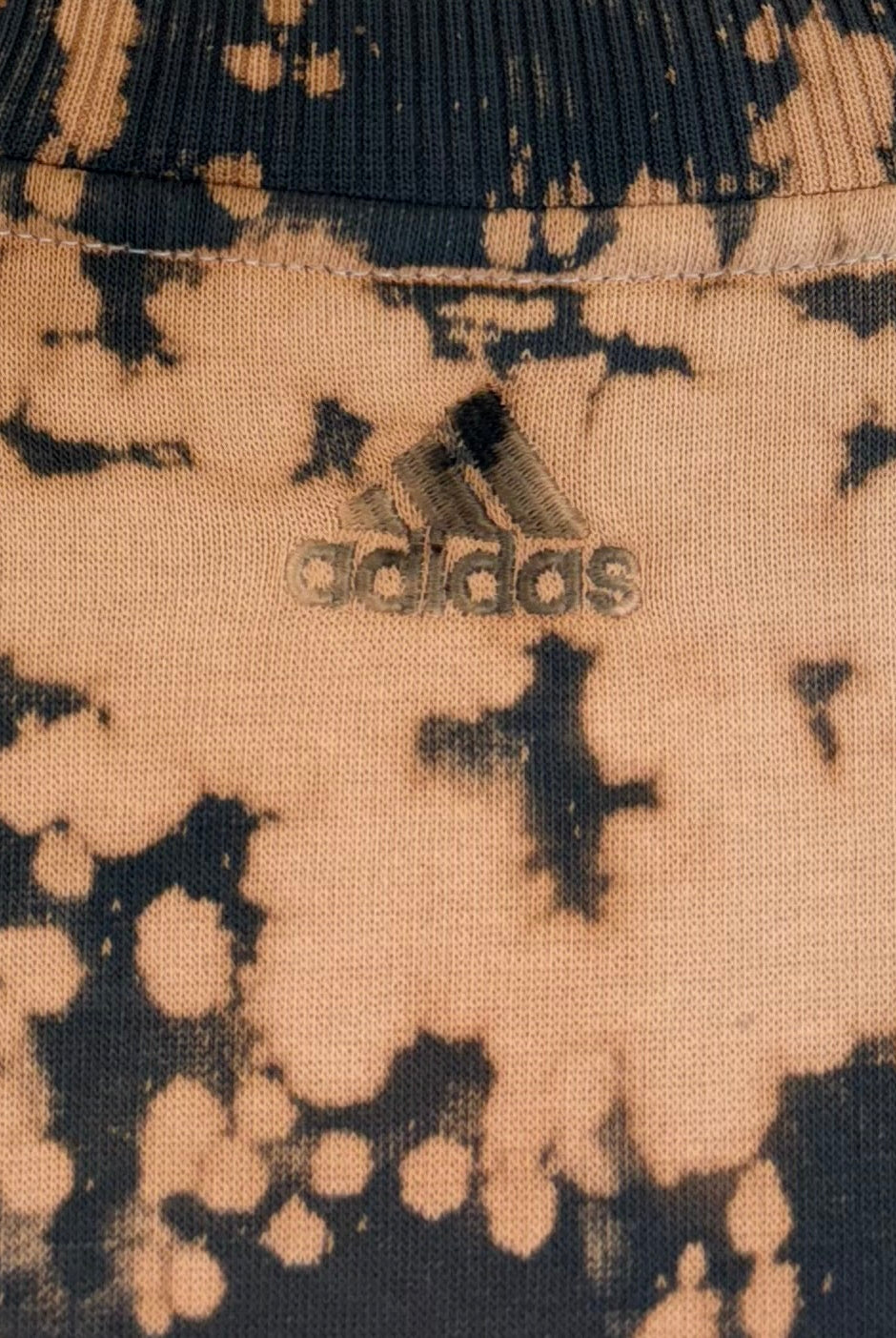 Adidas - Vinverse