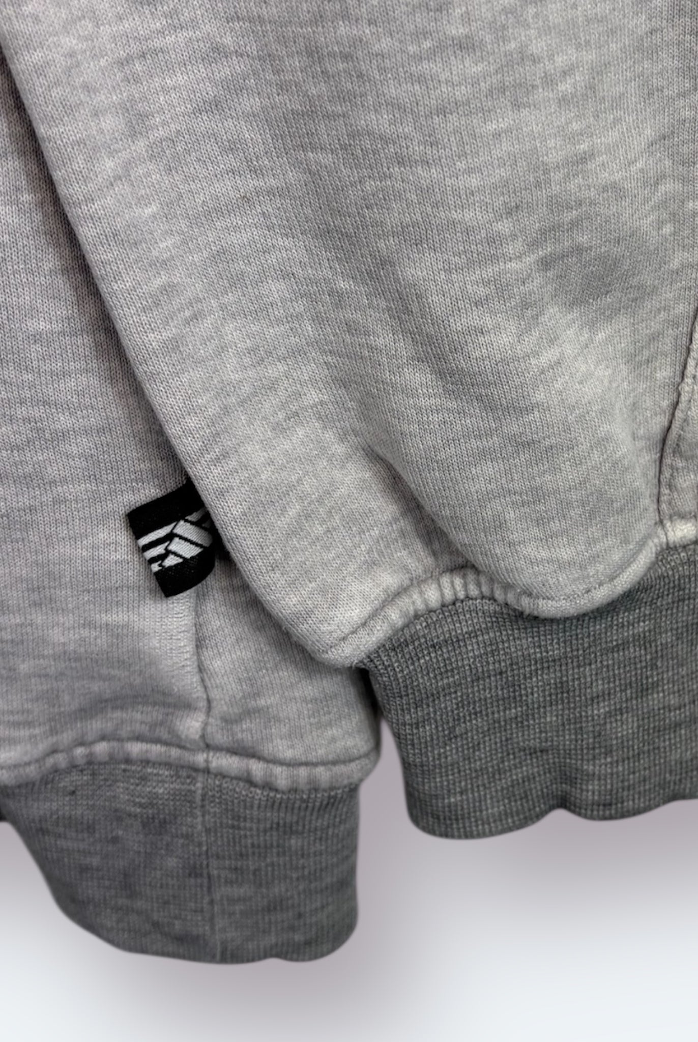Adidas - Vinverse