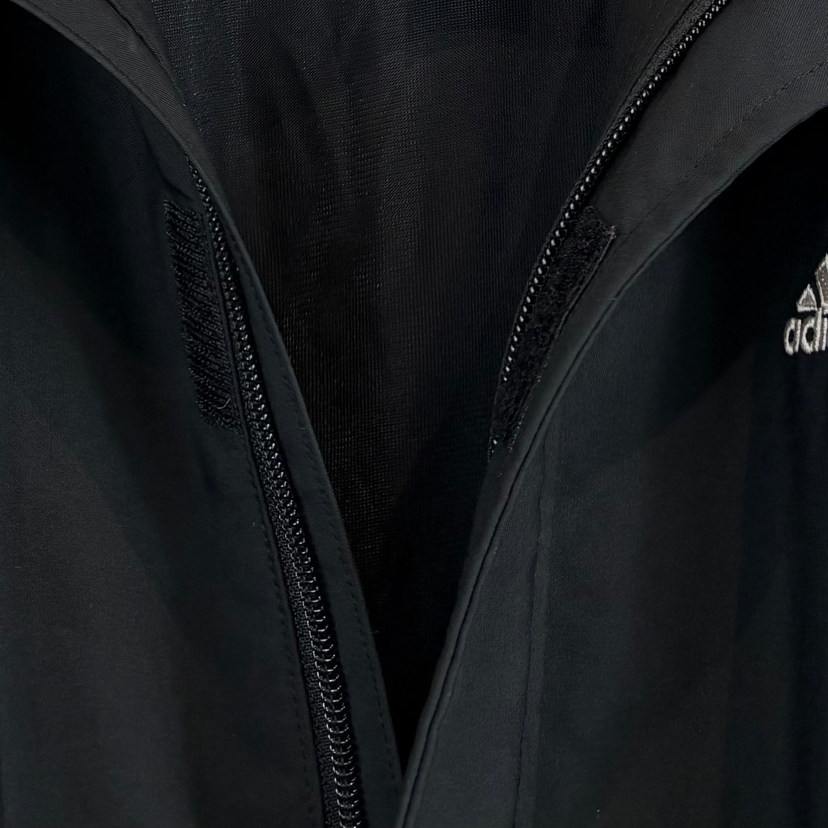 Adidas - Vinverse