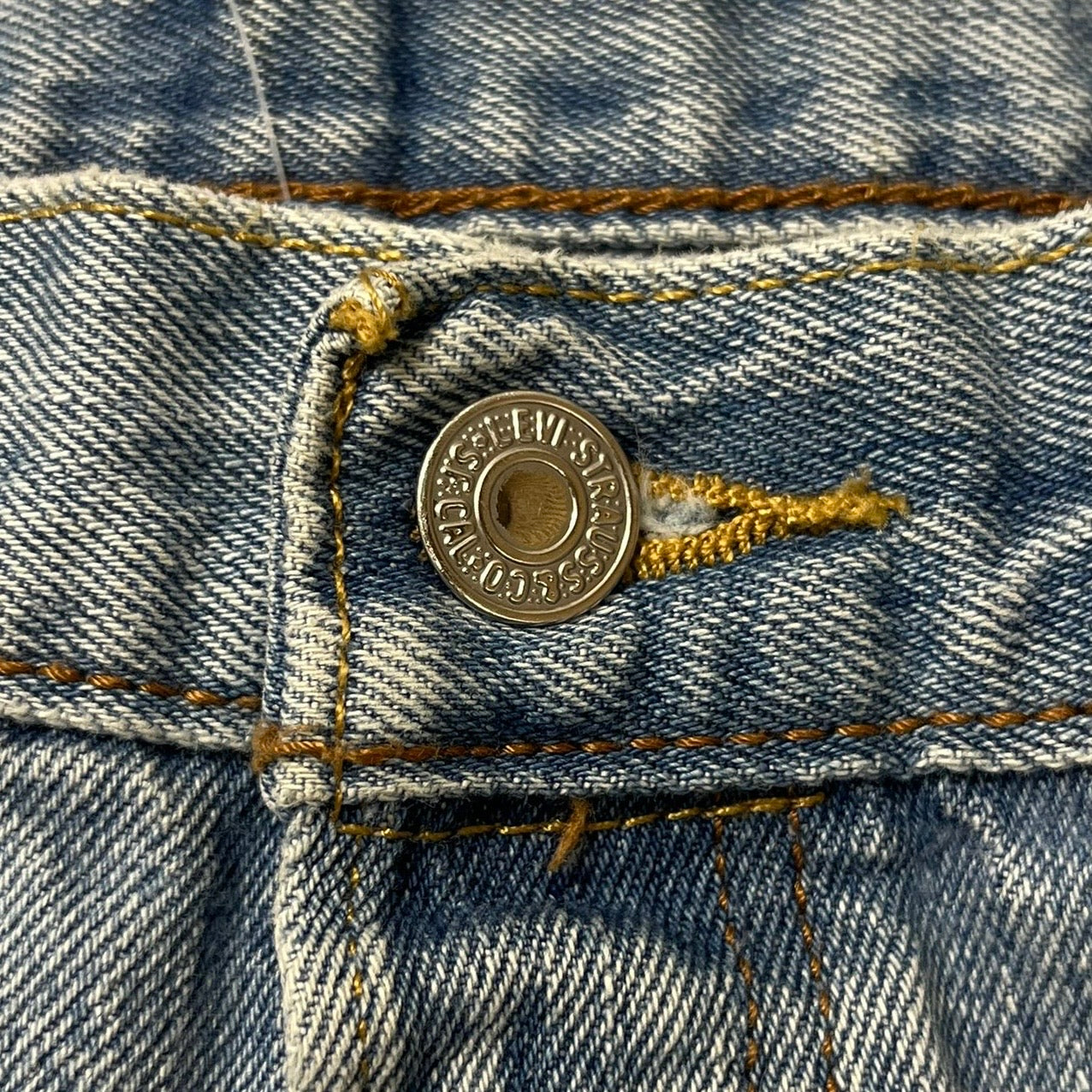 Levis - Vinverse