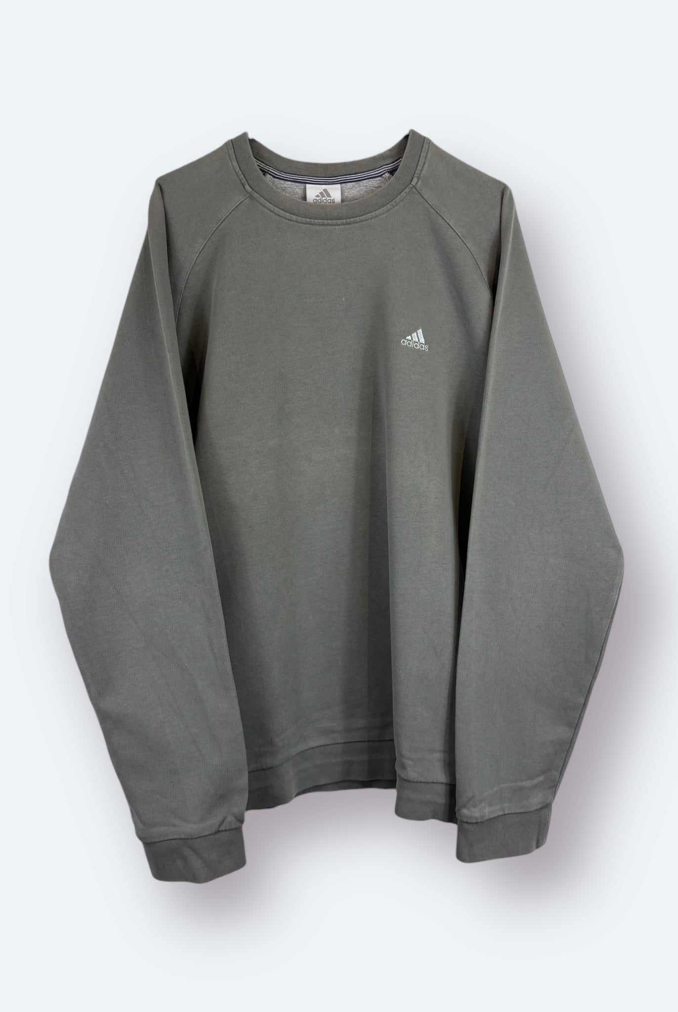 Adidas - Vinverse