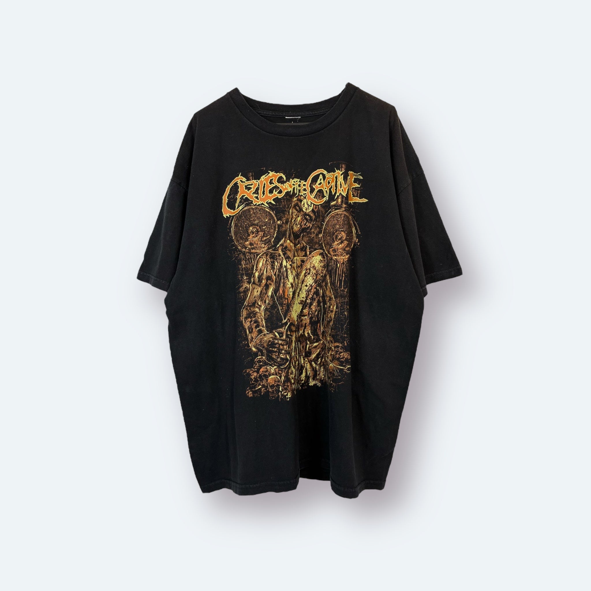 Metal Tee Cries of the Captive XL - Vinverse