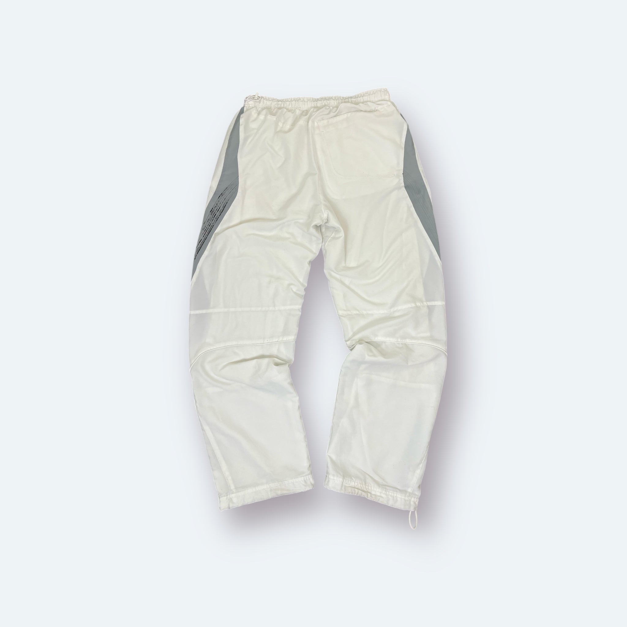 Nike 00s Trackpants L - Vinverse