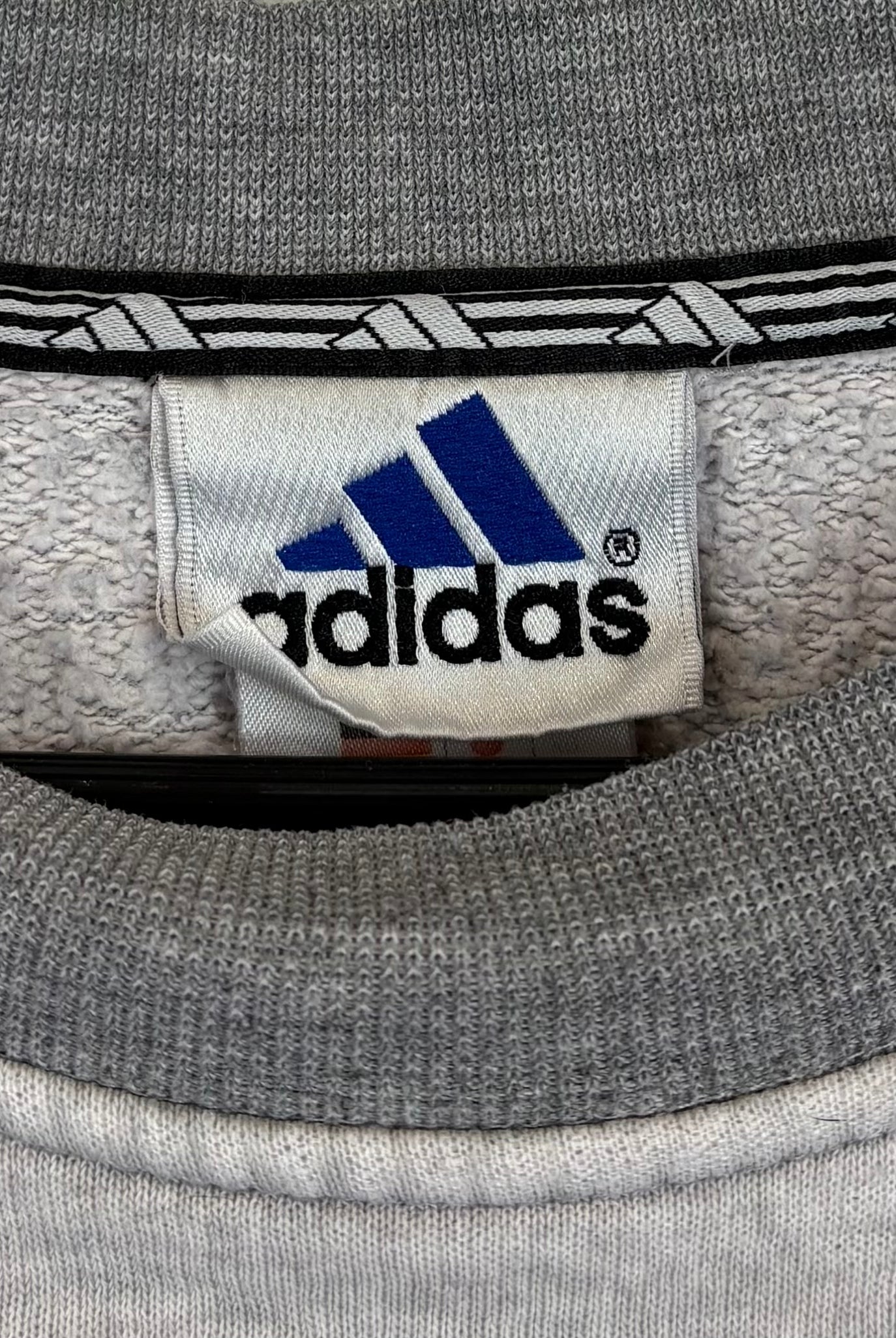 Adidas - Vinverse