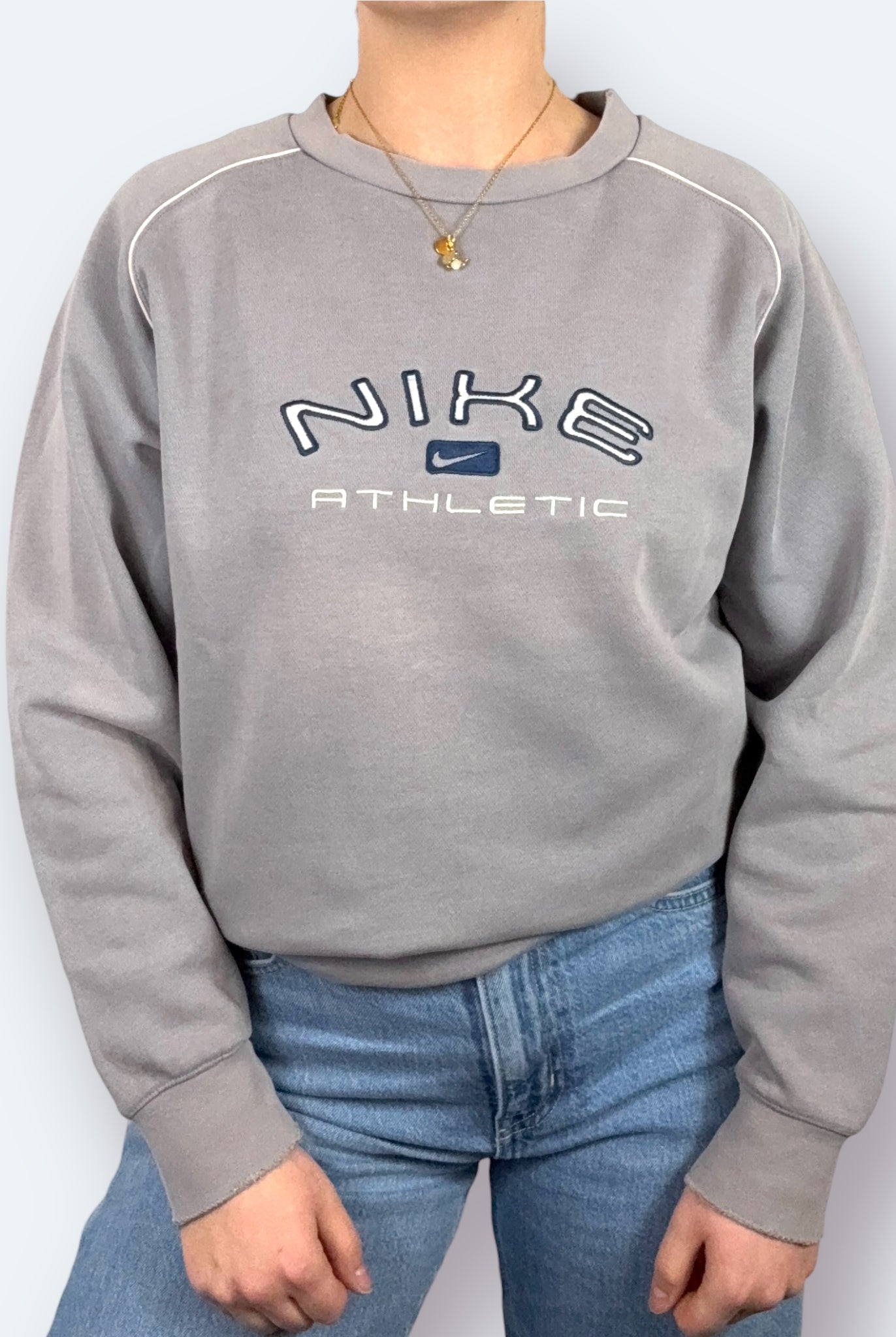 Nike 2000s Y2K Sweater Grau S - Vinverse