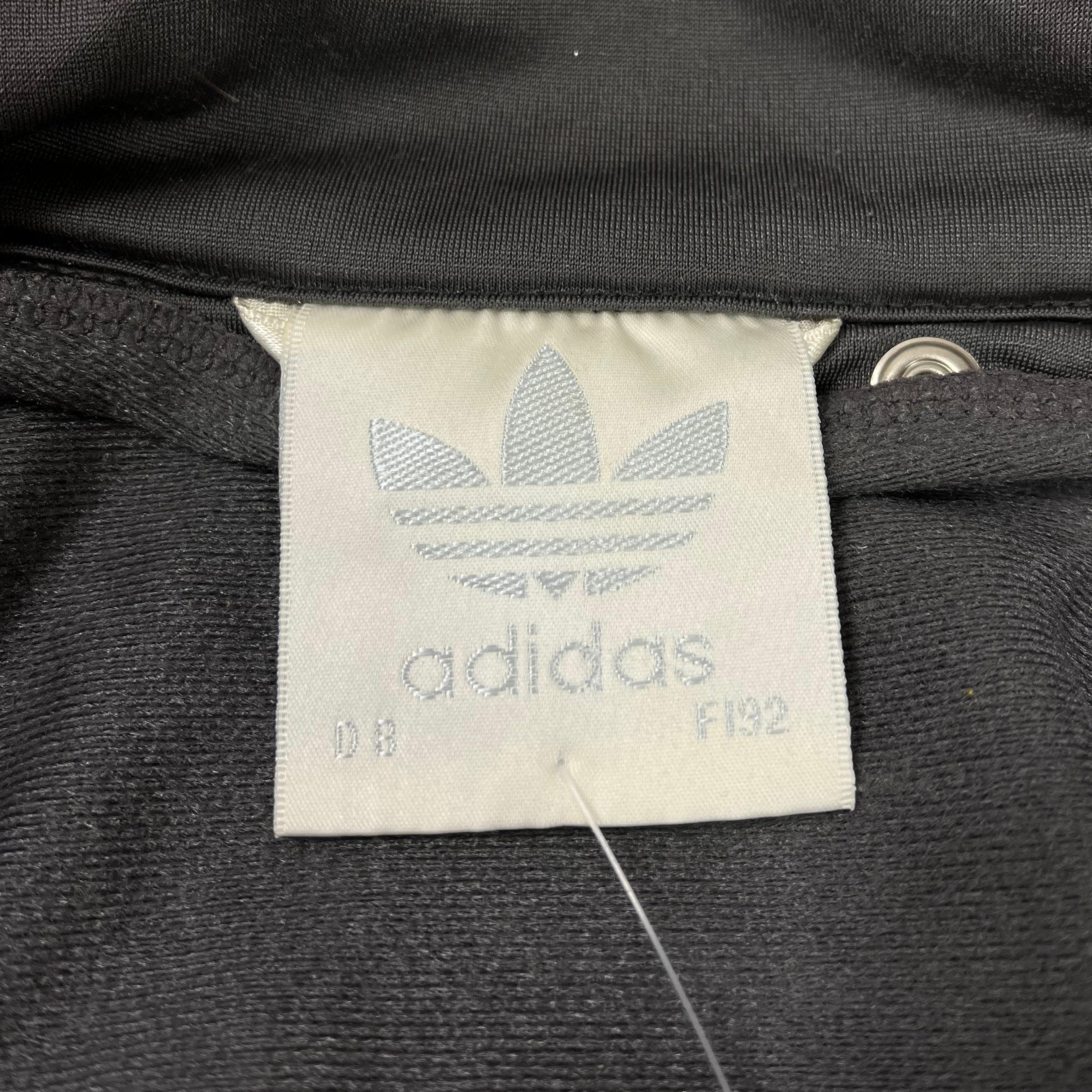 Adidas - Vinverse
