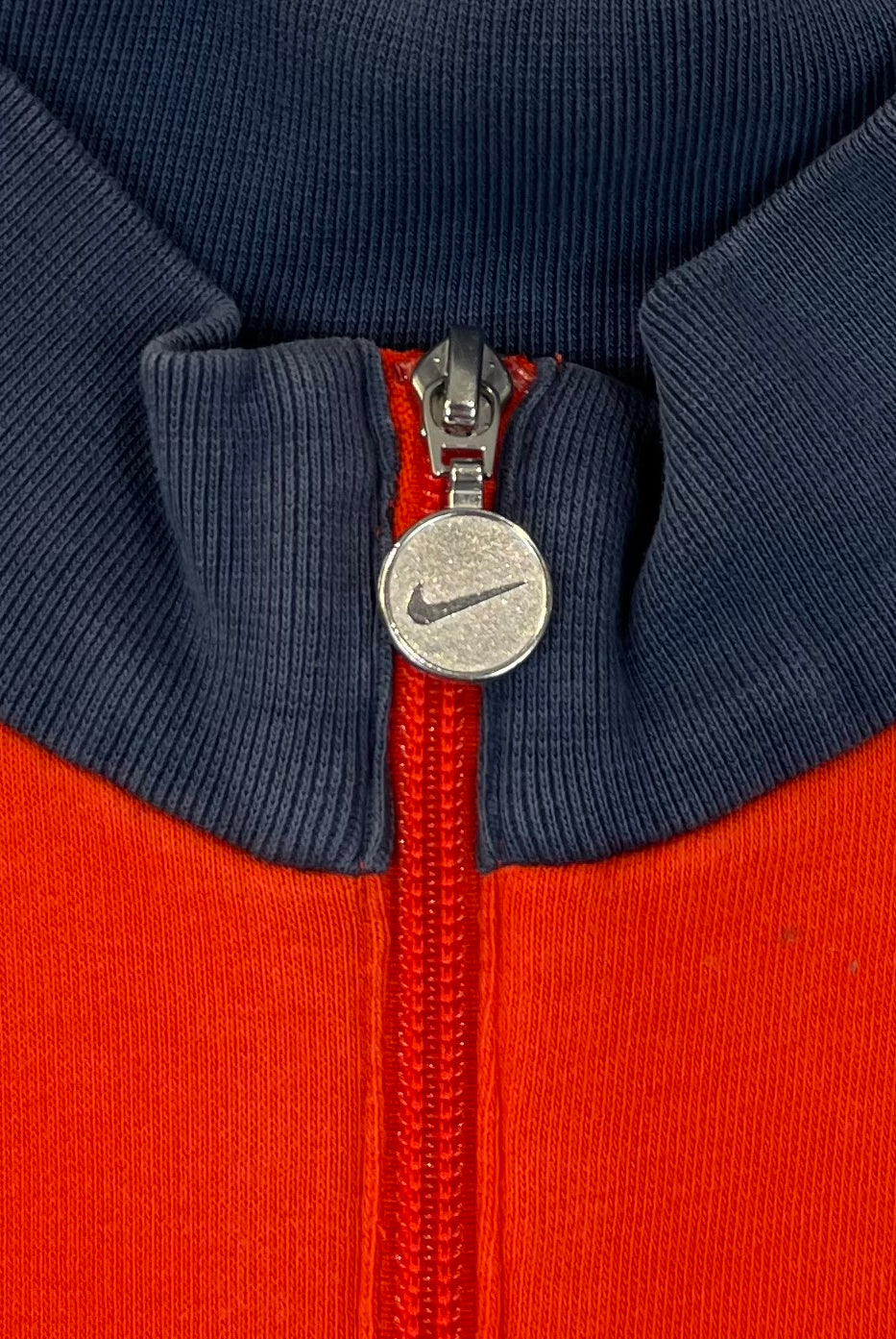 Nike 2000er Sweatjacke bestickt mit Backprint Rot XL - Vinverse