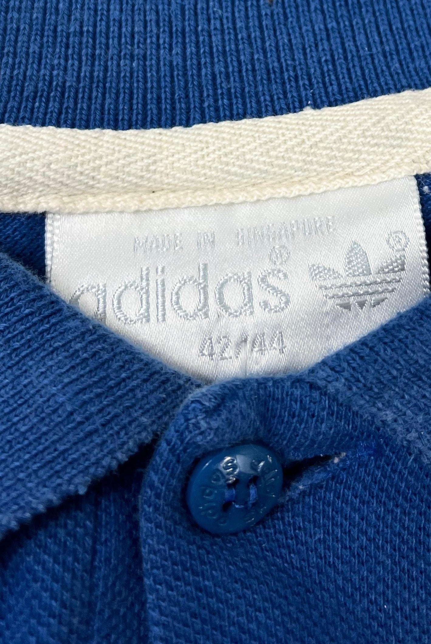 Adidas - Vinverse