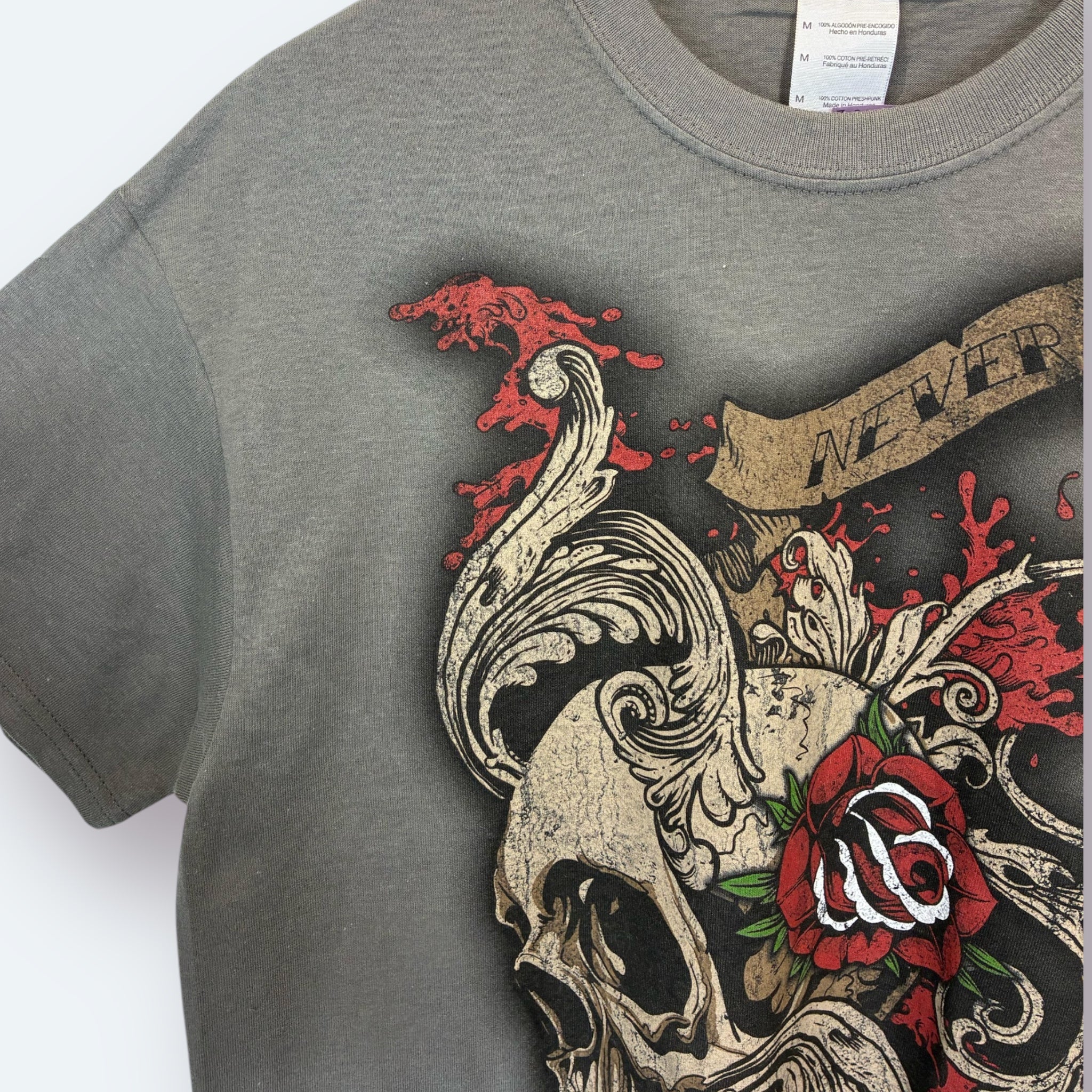 Printed T-Shirt Never Suprender M - Vinverse