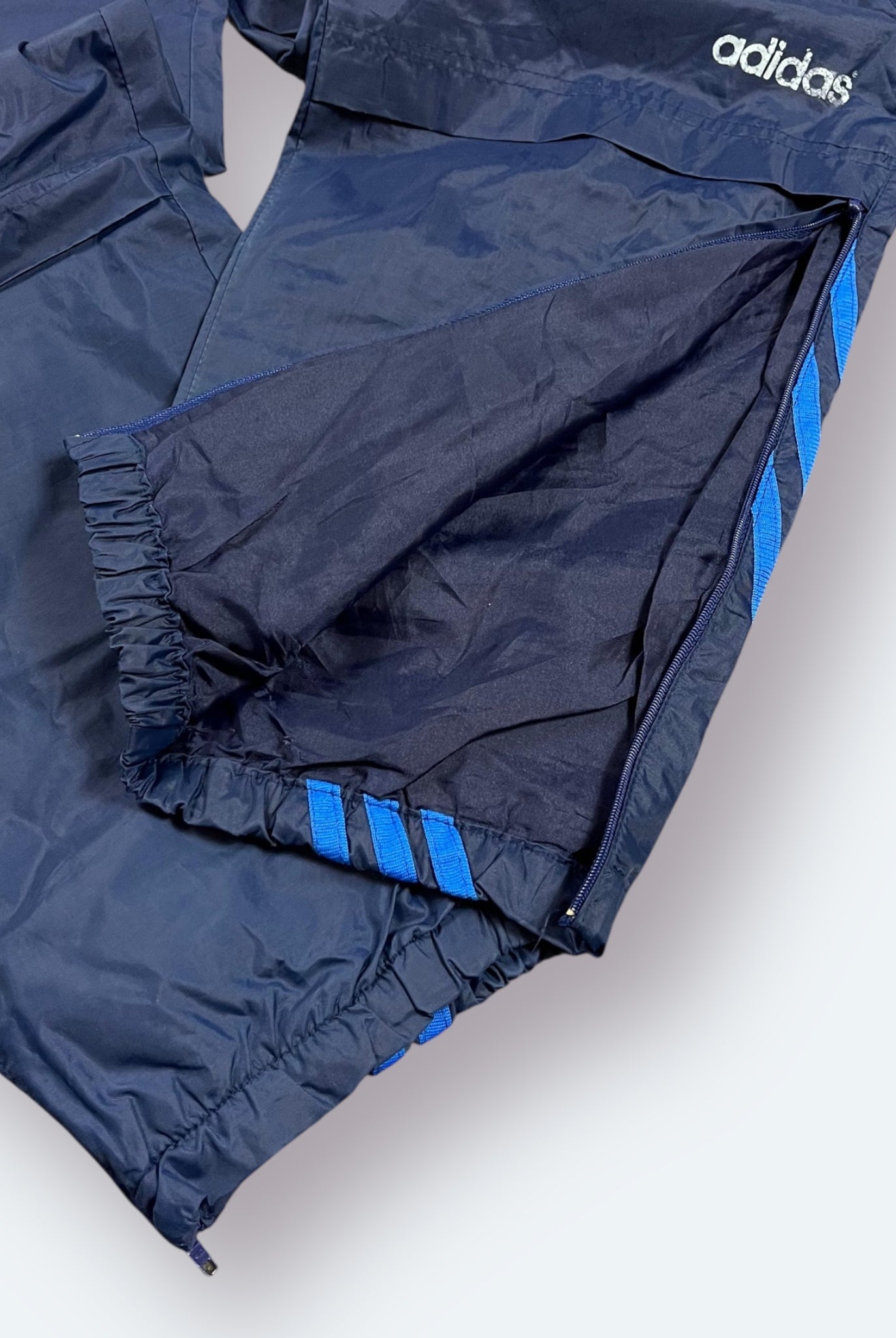 Adidas - Vinverse