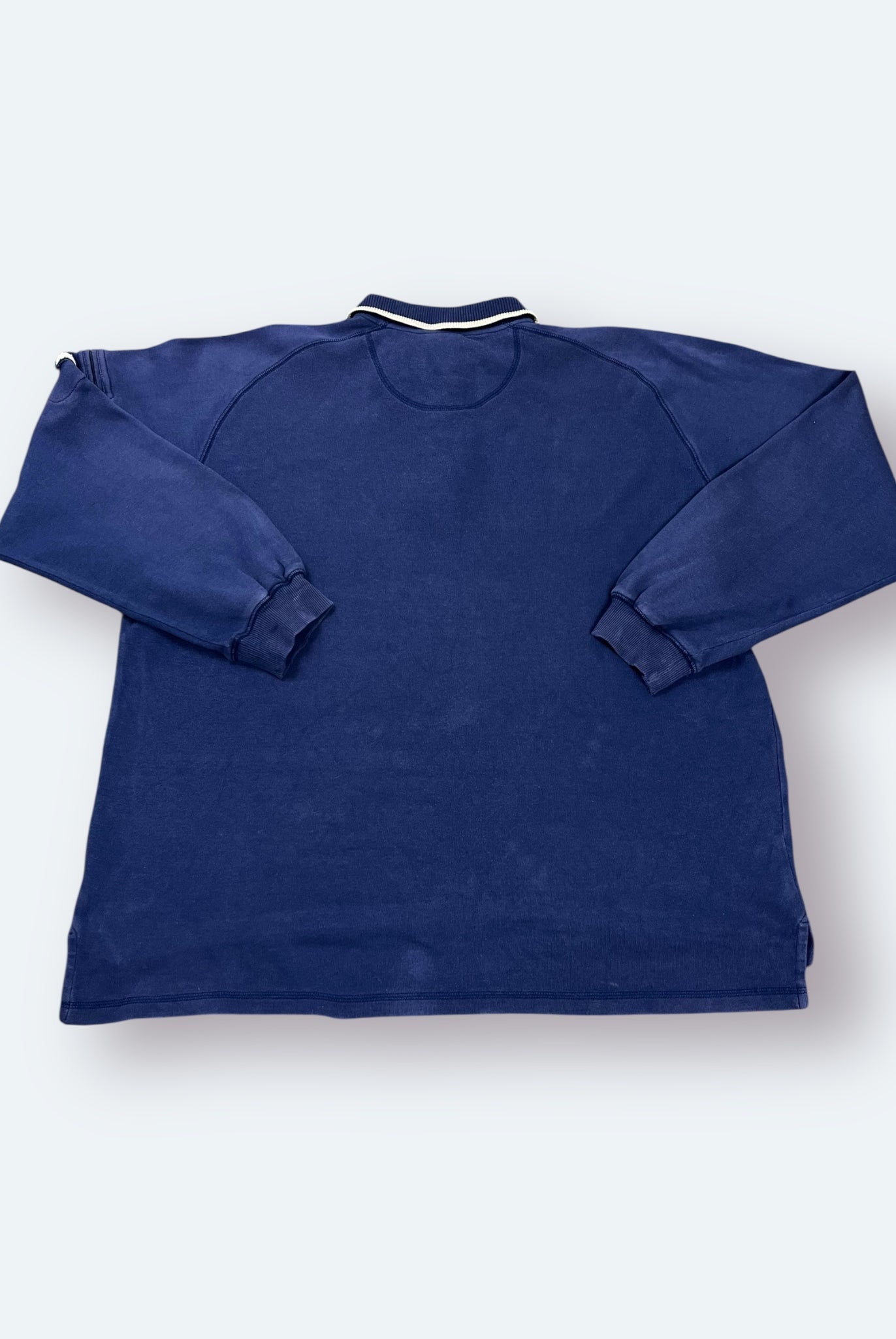 Adidas - Vinverse
