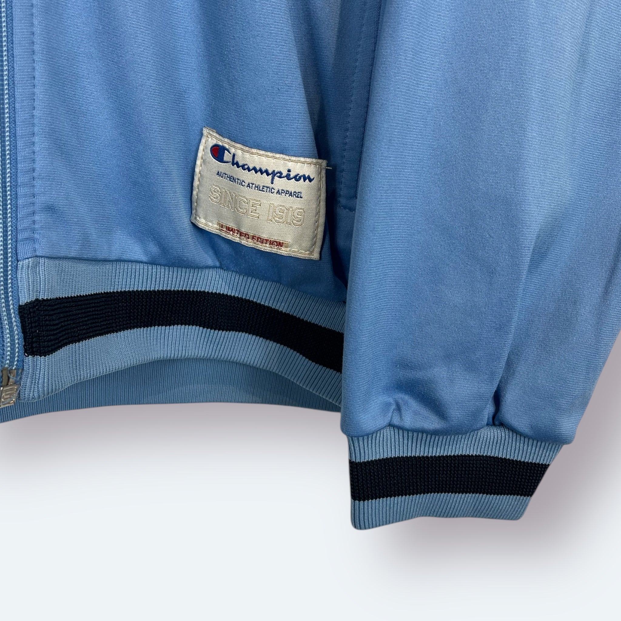 Champion Embroidered 90s Hooded Track Jacket M - Vinverse