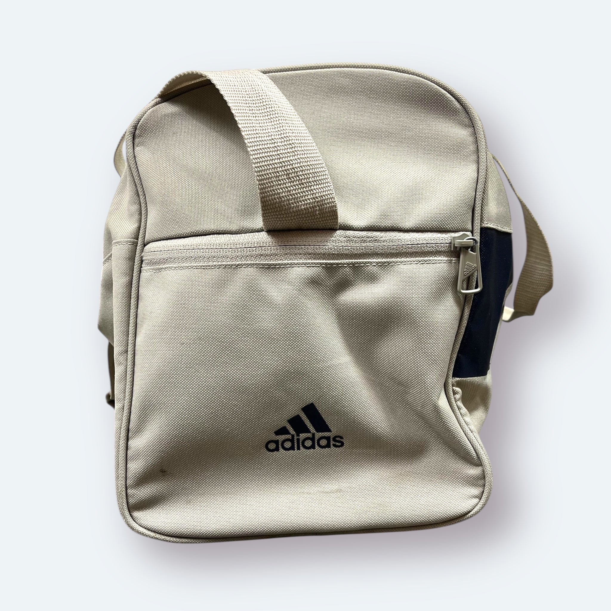 Adidas - Vinverse