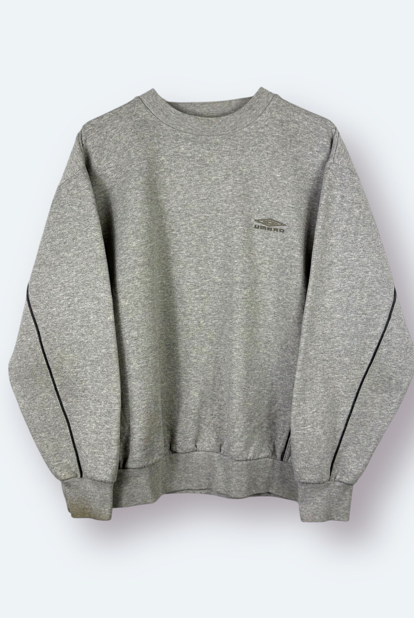 Umbro Sweater Small Logo Grau M - Vinverse