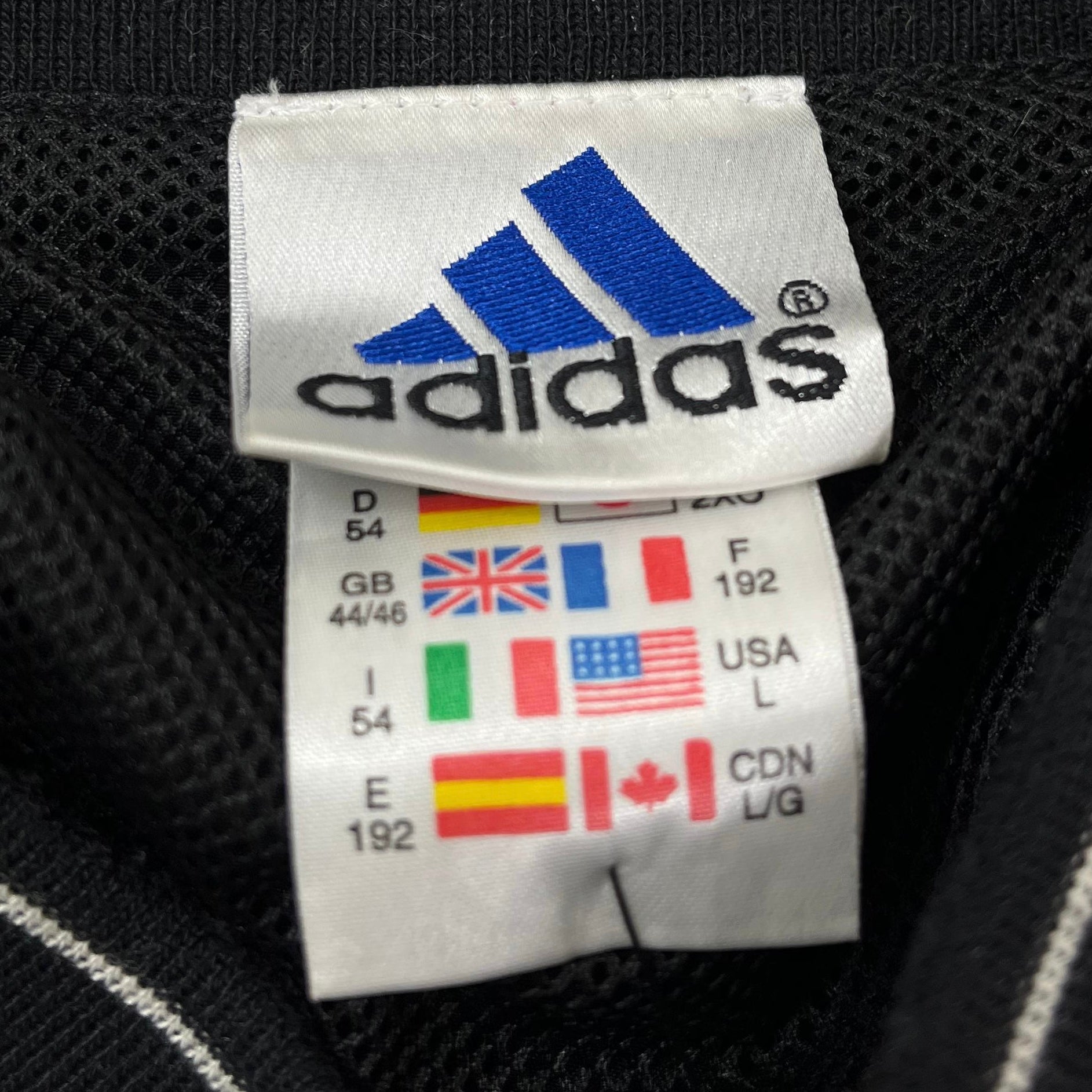 Adidas Vintage Windbreaker aus 2000 Schwarz L - Vinverse