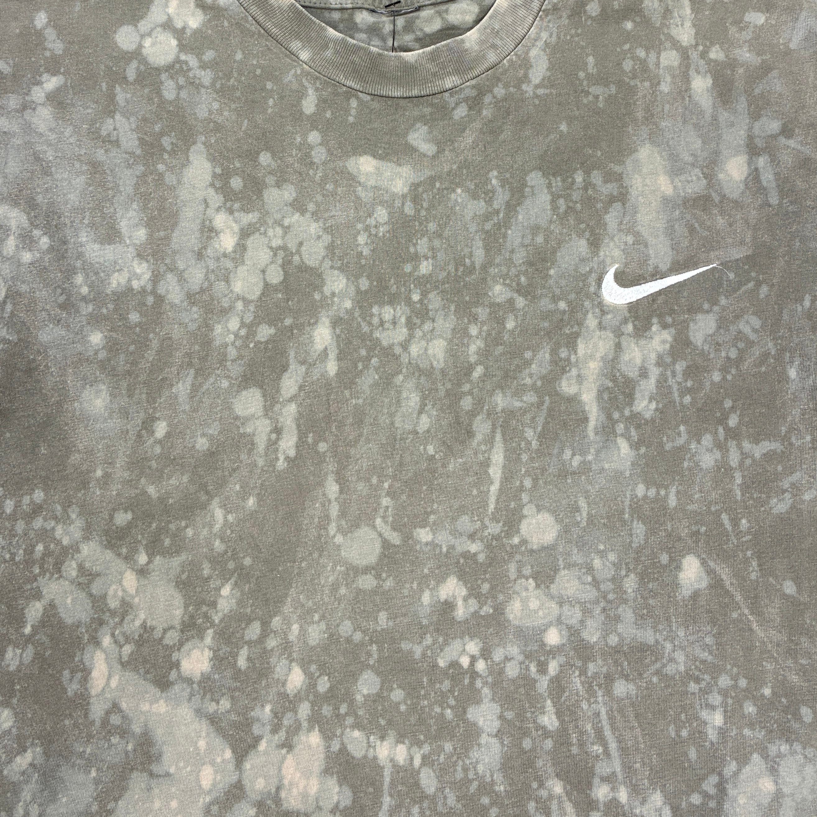 Nike Vintage T-Shirt Bleached Khaki L - Vinverse