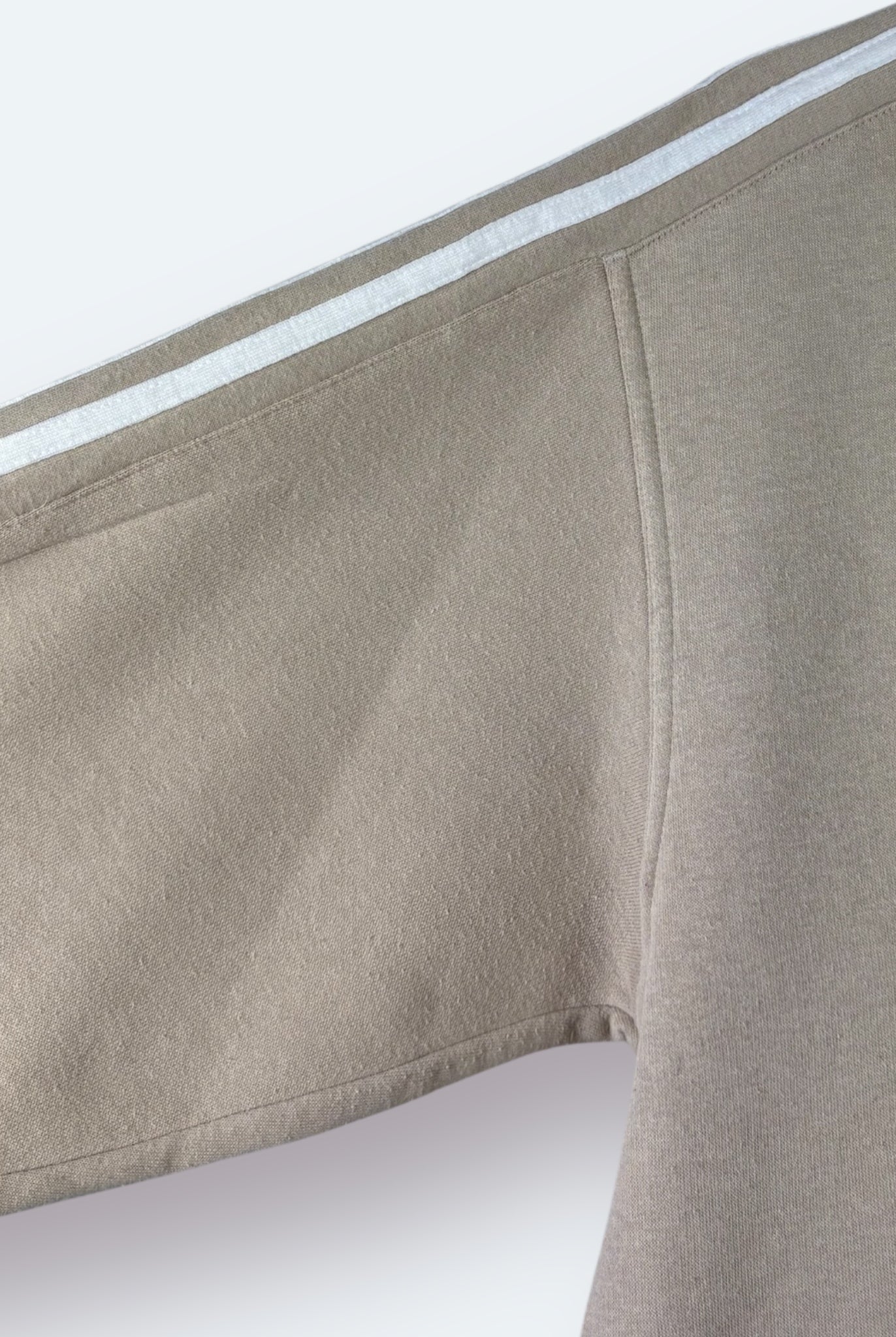 Adidas 2002 Y2K Sweater Beige S - Vinverse