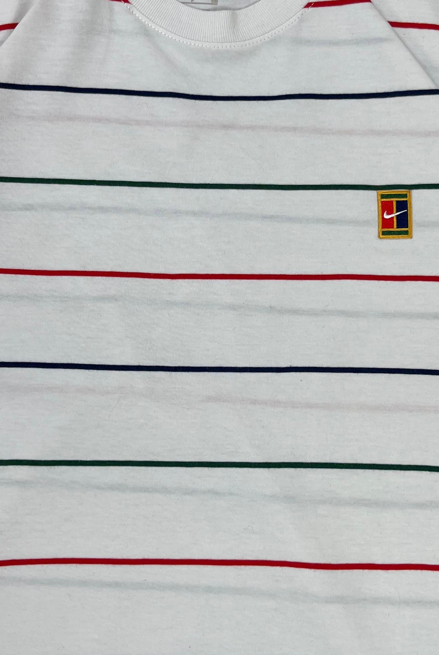 Nike Vintage T-Shirt Gestreift Weiß S - Vinverse