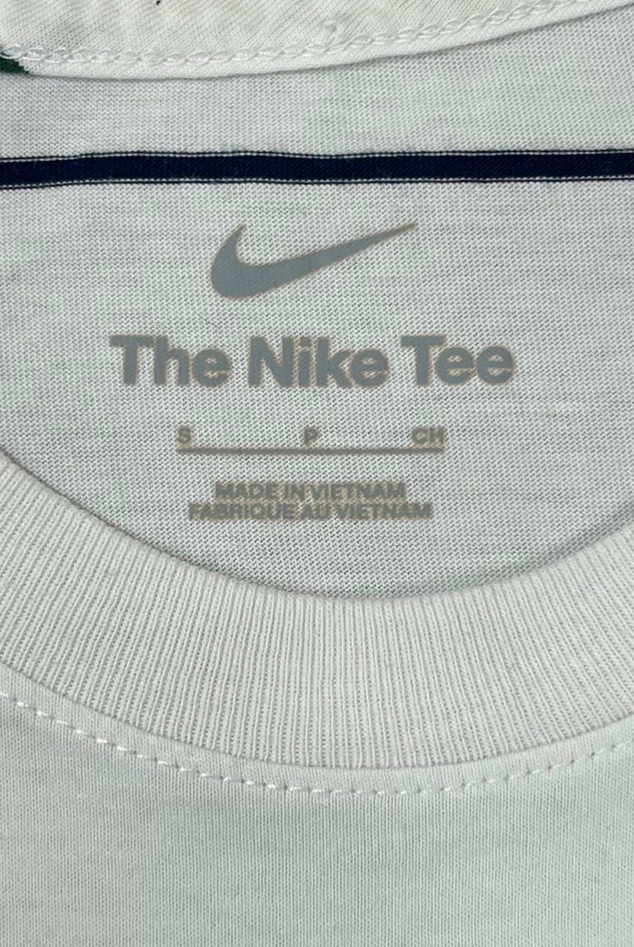 Nike Vintage T-Shirt Gestreift Weiß S - Vinverse