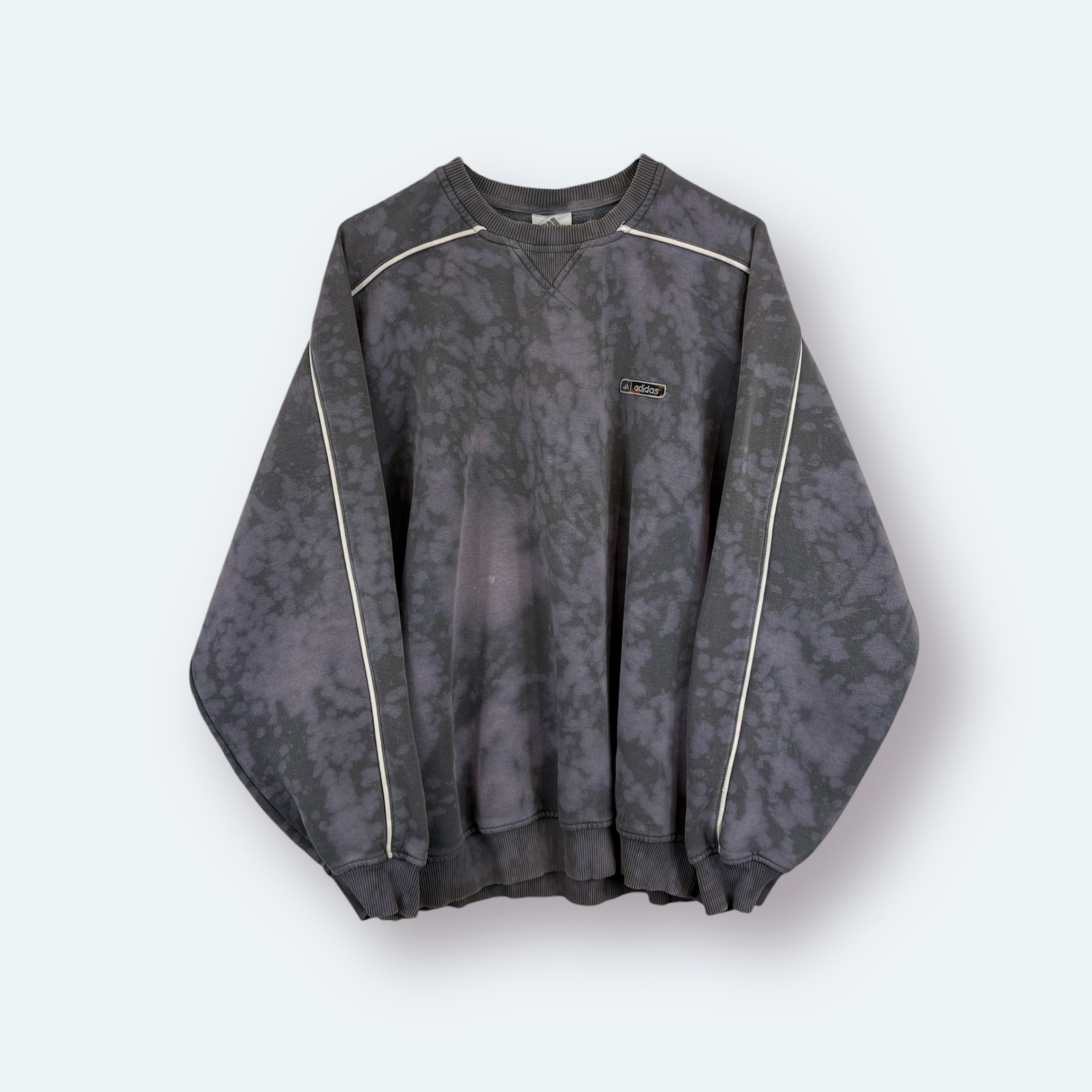 Adidas - Vinverse
