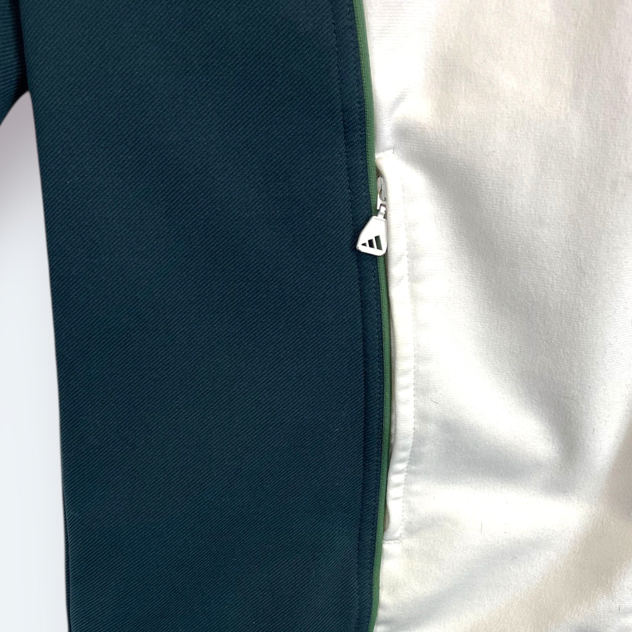 Adidas Vintage Trainingsjacke bestickt Weiß M - Vinverse