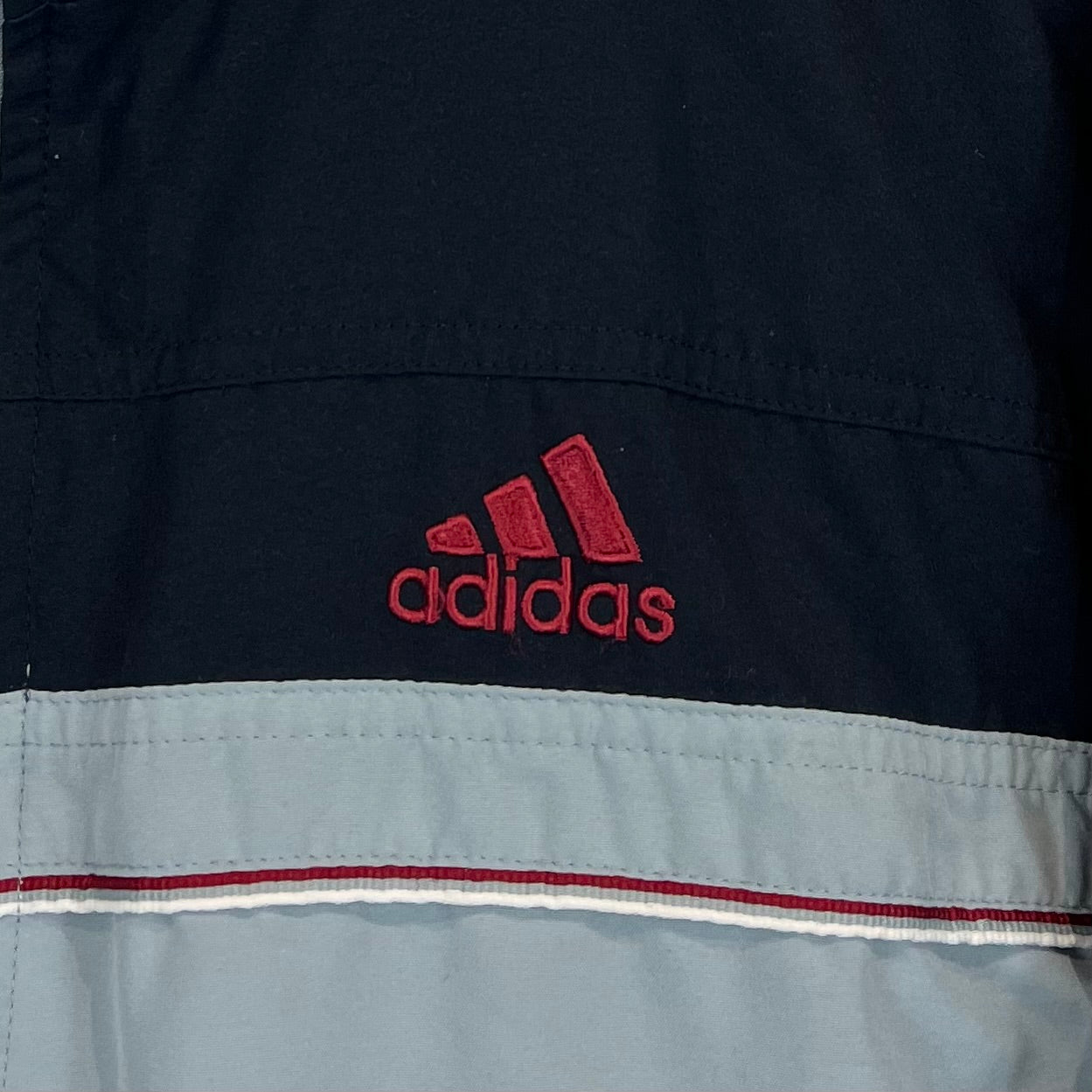 Adidas 2000er Trainingsjacke bestickt Grau M - Vinverse