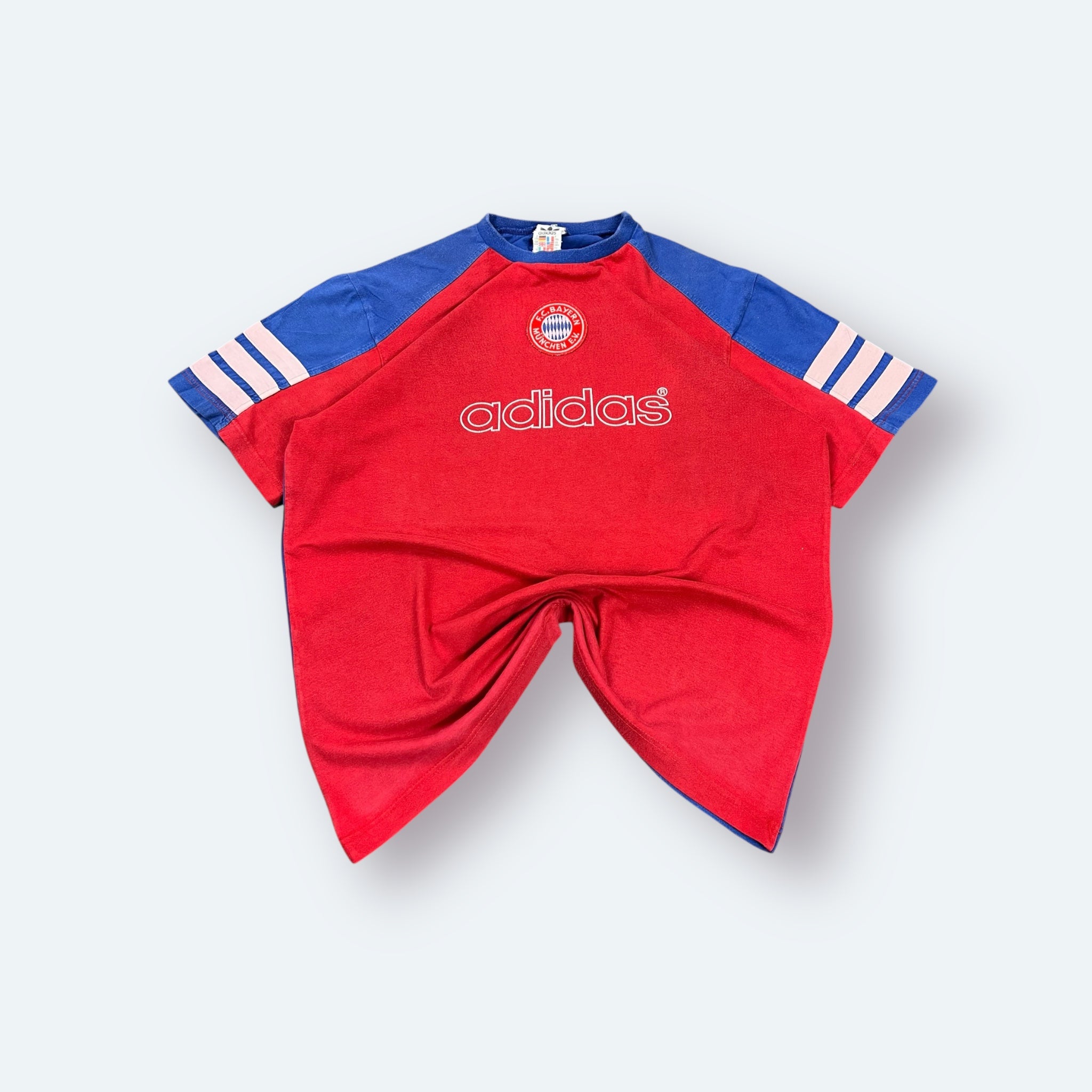Adidas - Vinverse